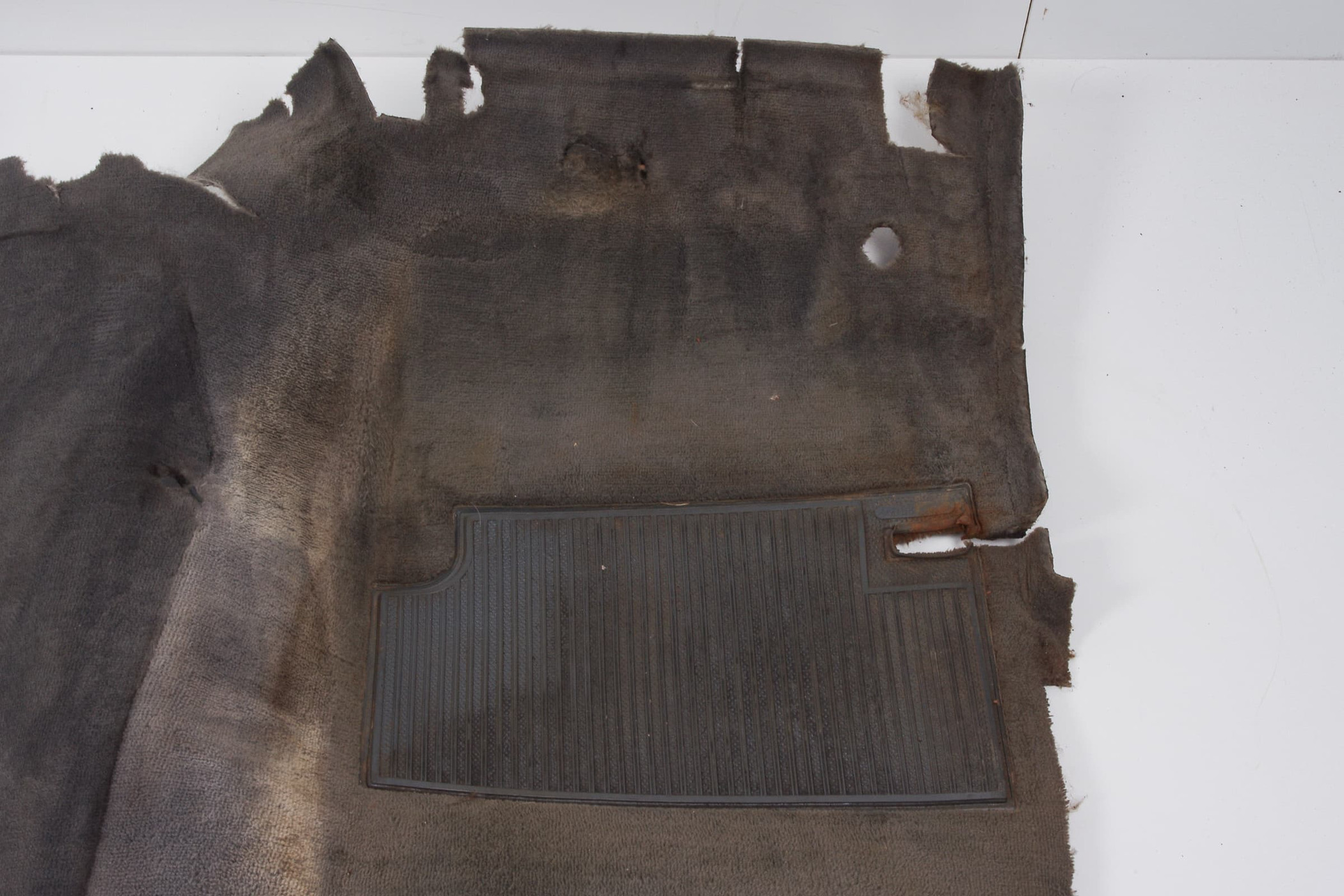 Mercedes 4606803040 Carpet Panel - Front Grey | W460 W461 G