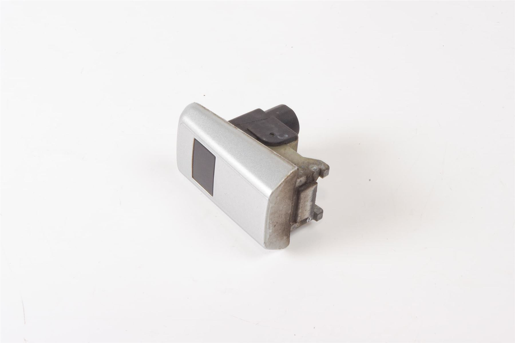 Mercedes 1297605577 Door Lock Infrared Receiver Guide - Left Silver | R129 SL
