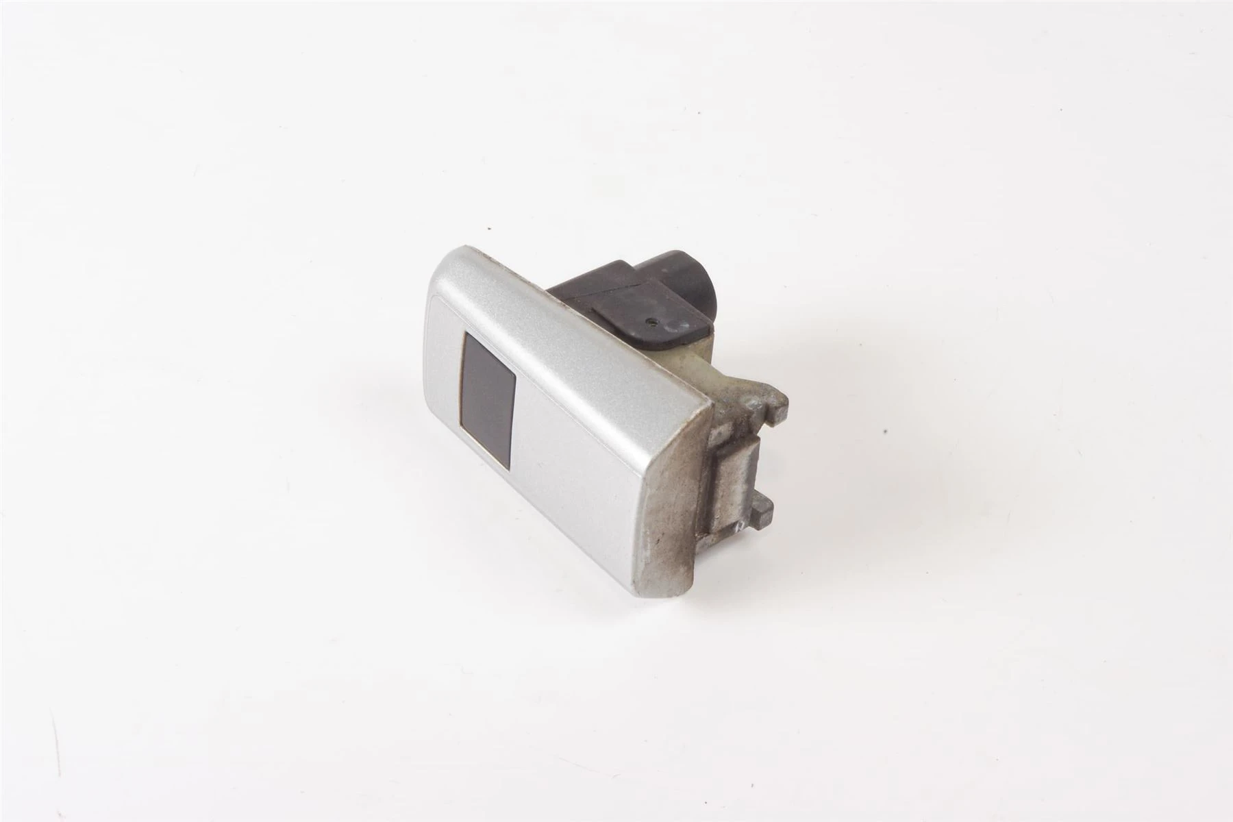 Mercedes 1297605577 Door Lock Infrared Receiver Guide - Left Silver | R129 SL
