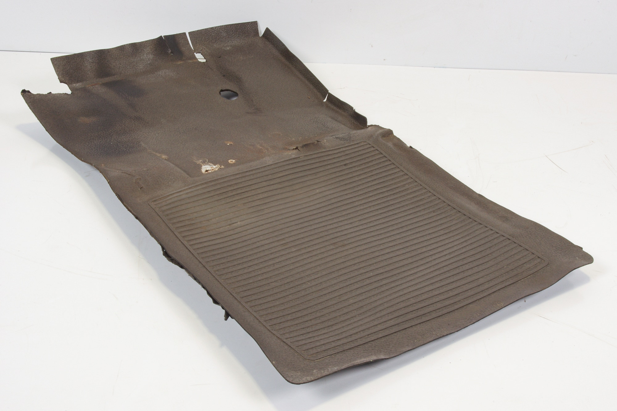 Mercedes 4606801140 Rubber Lining - Front Right Grey | W460 G