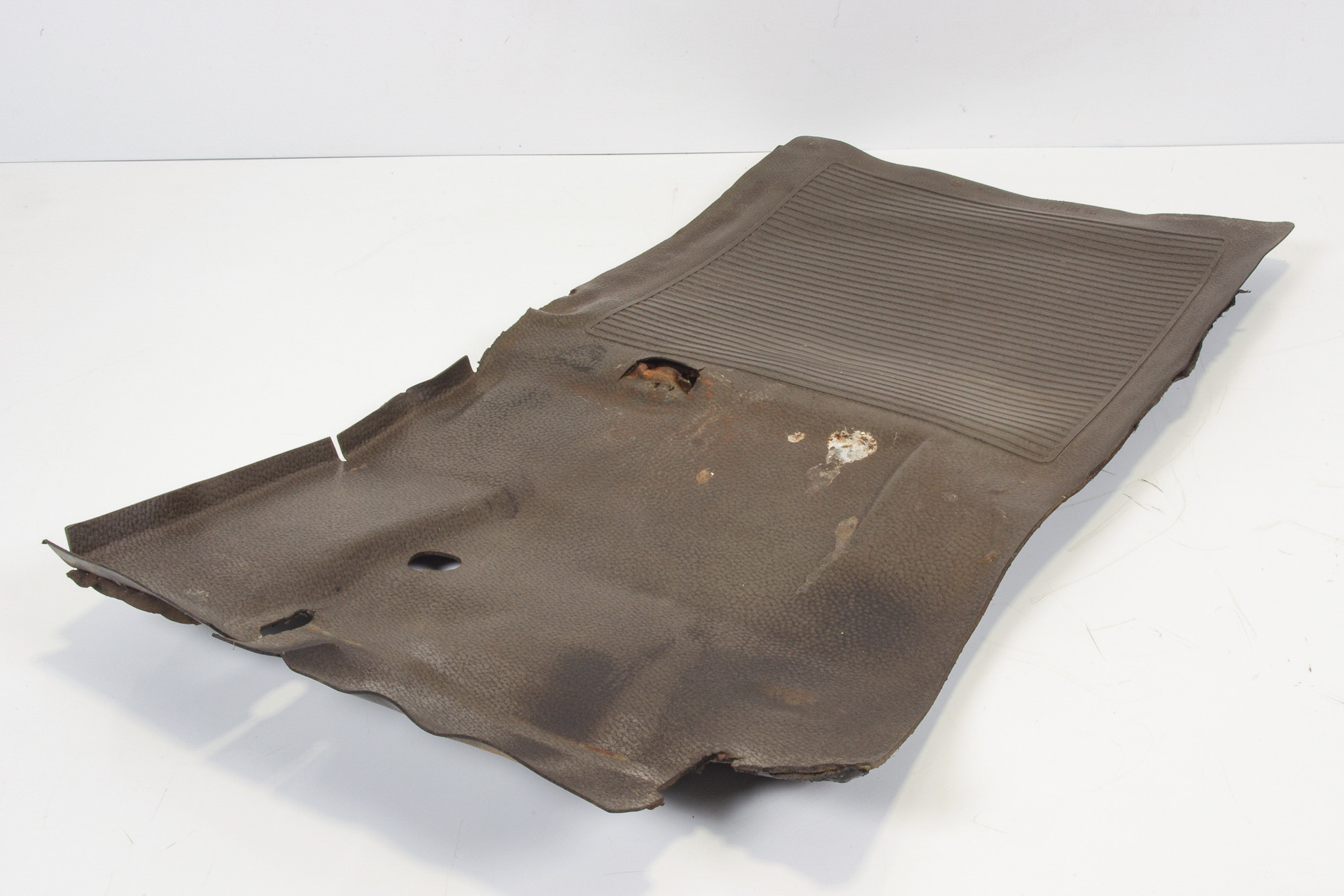 Mercedes 4606801140 Rubber Lining - Front Right Grey | W460 G