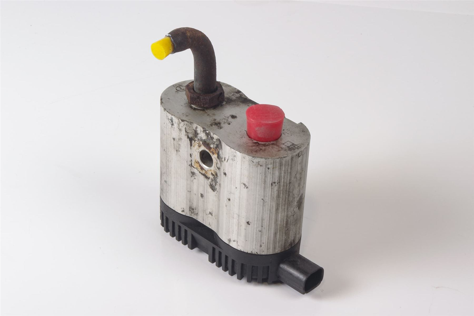 Mercedes 1403271925 Hydraulic Damping Valve - Rear | W140 V140 C140 S