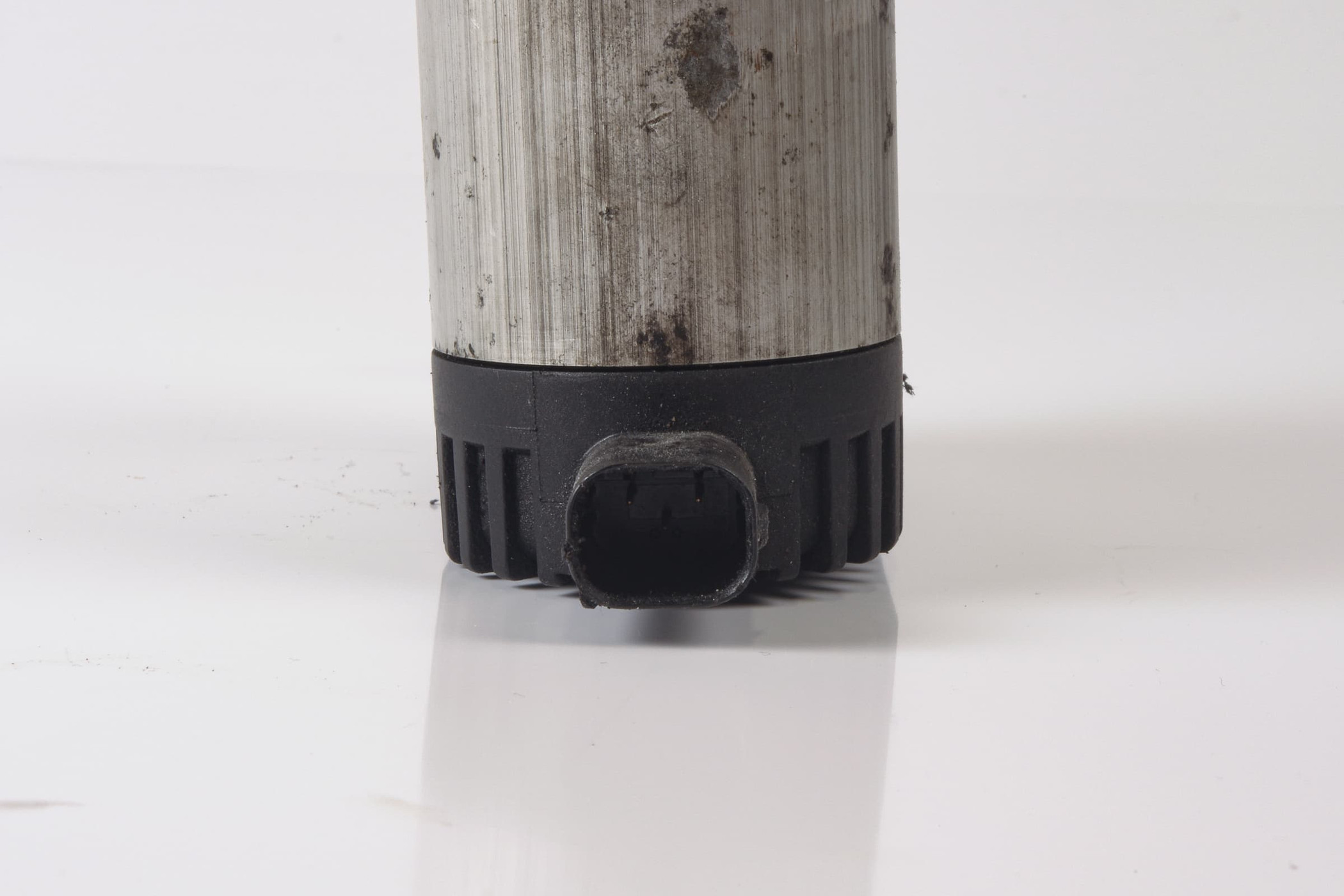 Mercedes 1403271925 Hydraulic Damping Valve - Rear | W140 V140 C140 S