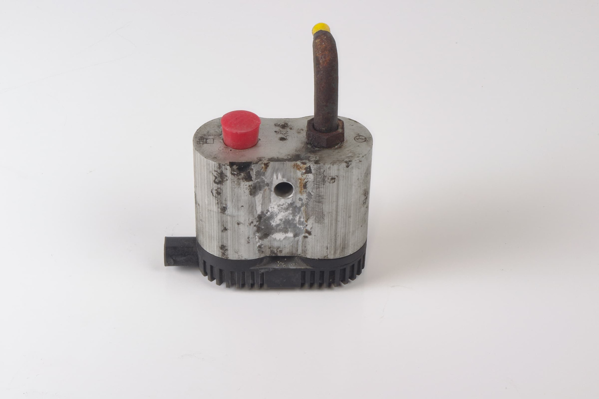 Mercedes 1403271925 Hydraulic Damping Valve - Rear | W140 V140 C140 S