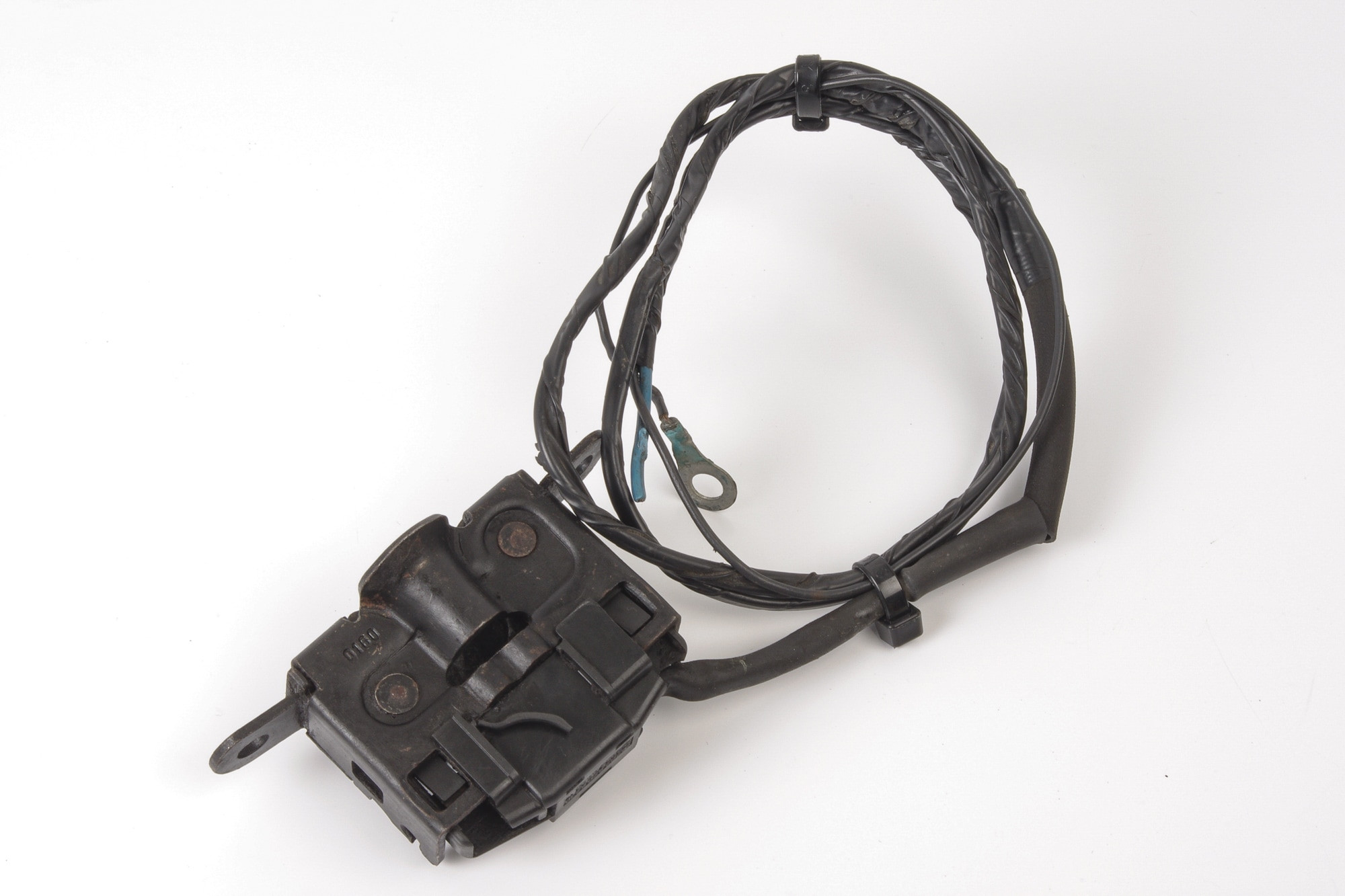 Mercedes 2028800460 Bonnet Catch | R129 SL