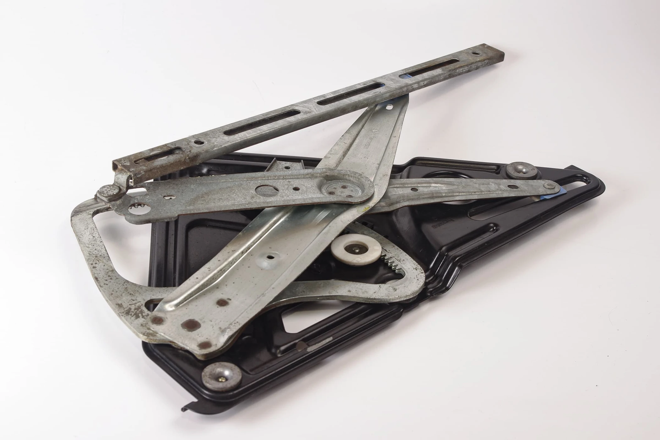 Mercedes 1407202346 Window Regulator - Front Left | C140 S