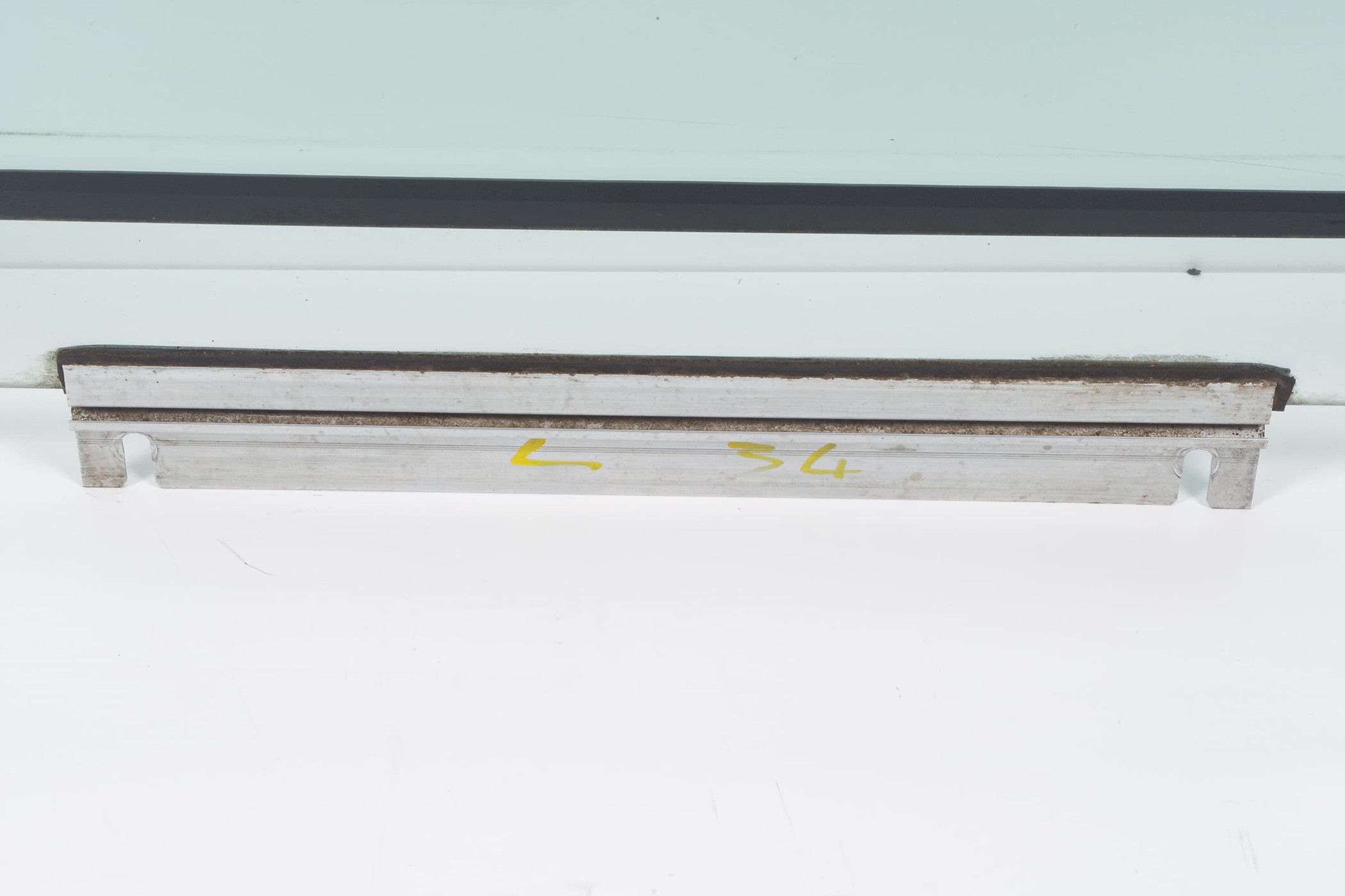 Mercedes 1407202118 Window Glass - Front Left | C140 S