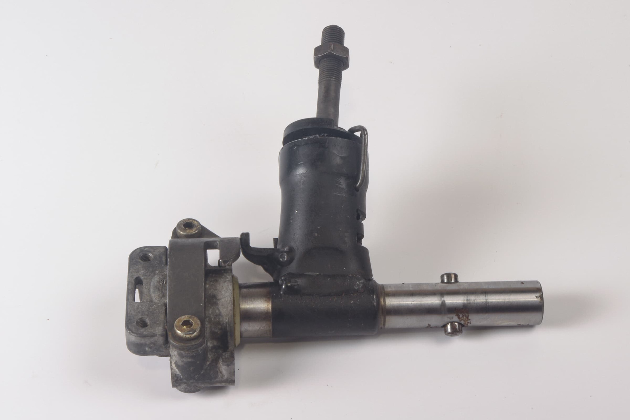 Mercedes 1152607282 Gear Select Tube | C107 R107 SL W108 W109 W111 W116 S...