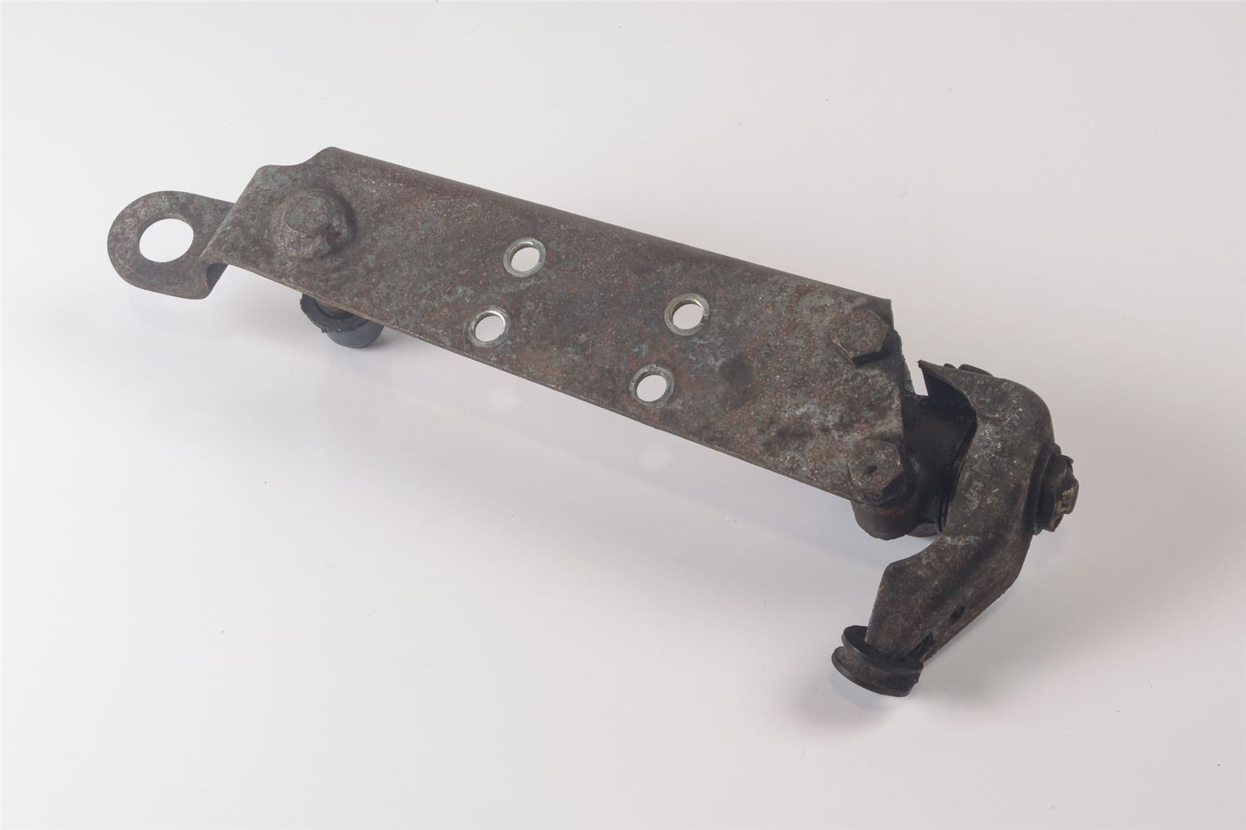 Mercedes 0024311312 Brake Pressure Regulator | W460 W461 W463 G