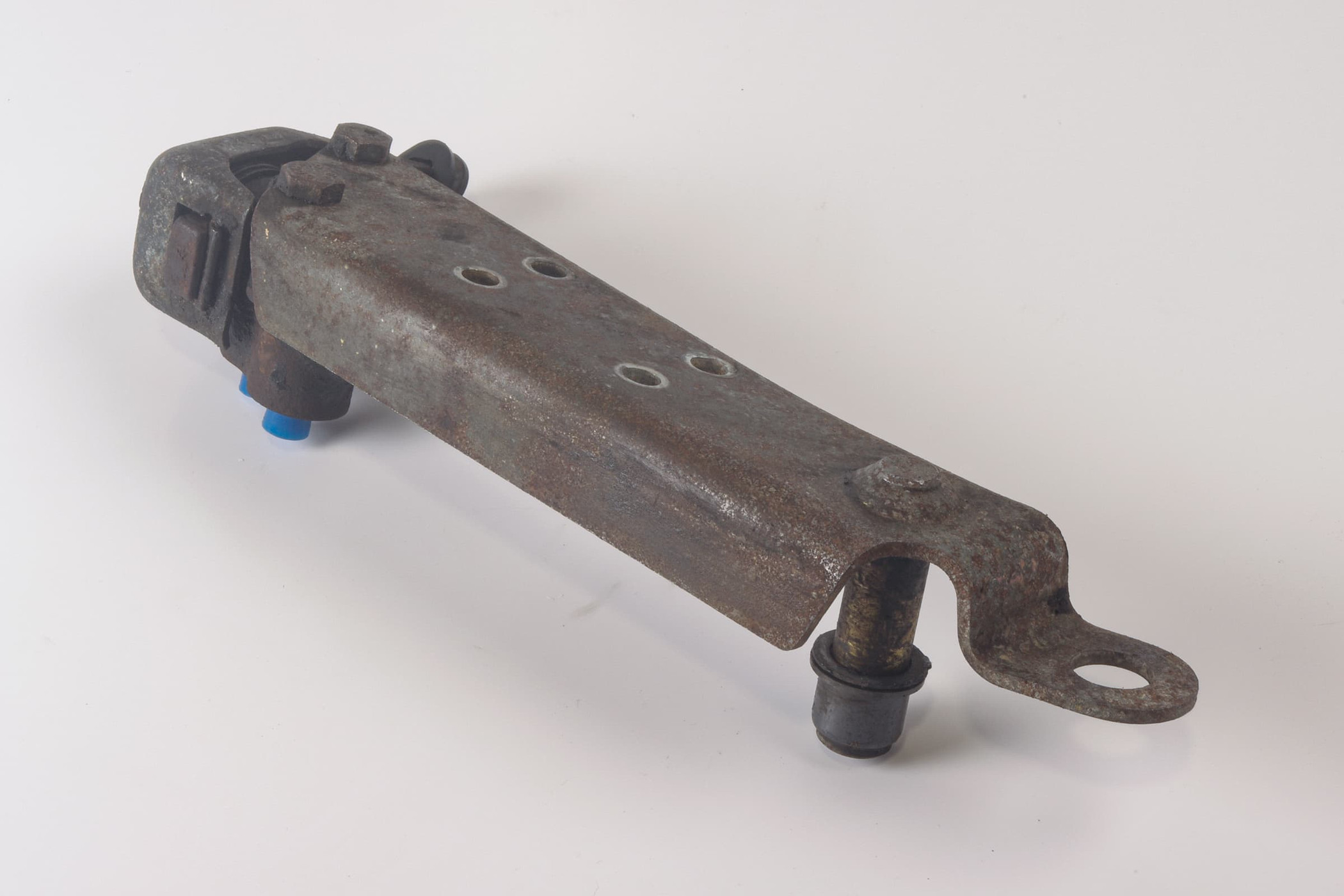 Mercedes 0024311312 Brake Pressure Regulator | W460 W461 W463 G