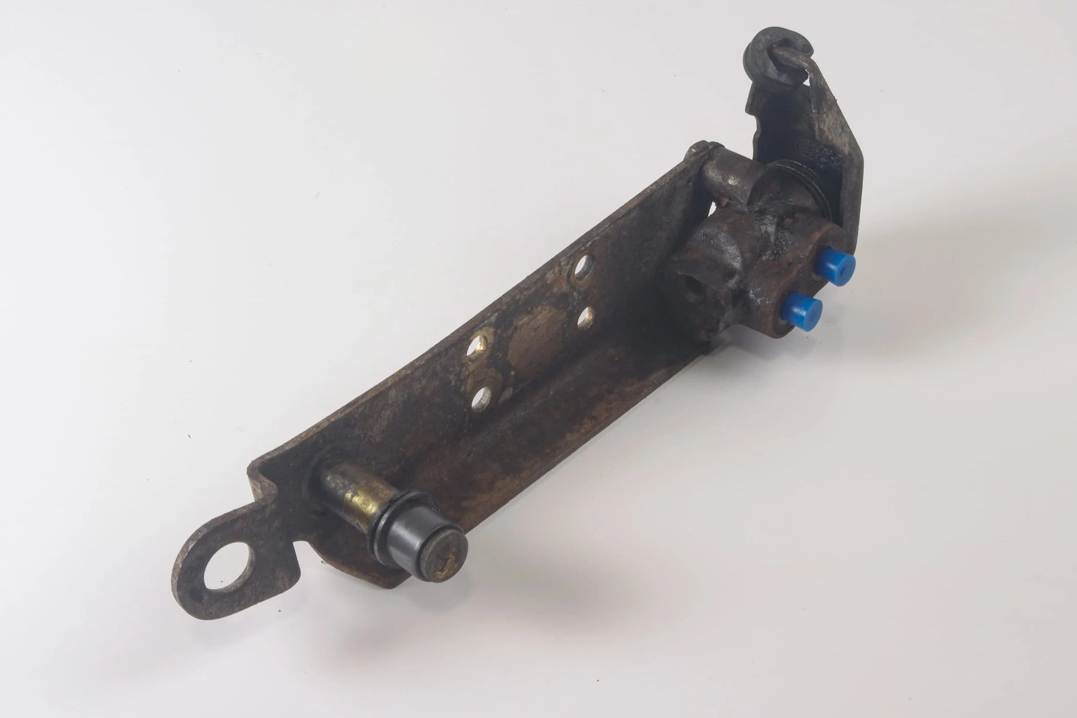 Mercedes 0024311312 Brake Pressure Regulator | W460 W461 W463 G