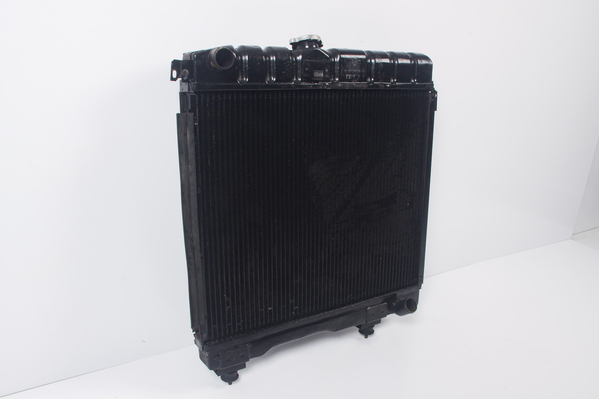 Mercedes 4605005003 Radiator | W460 G