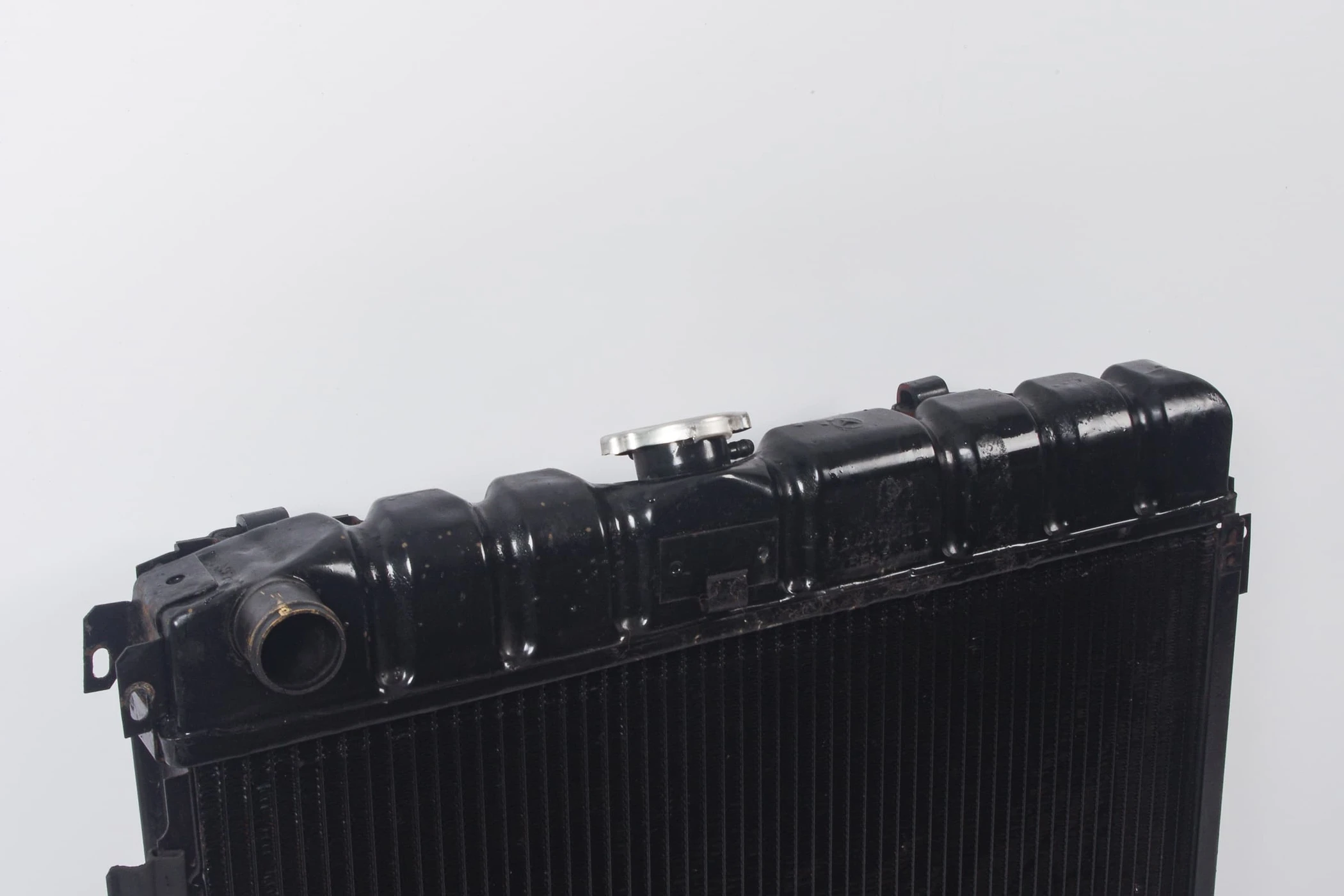 Mercedes 4605005003 Radiator | W460 G