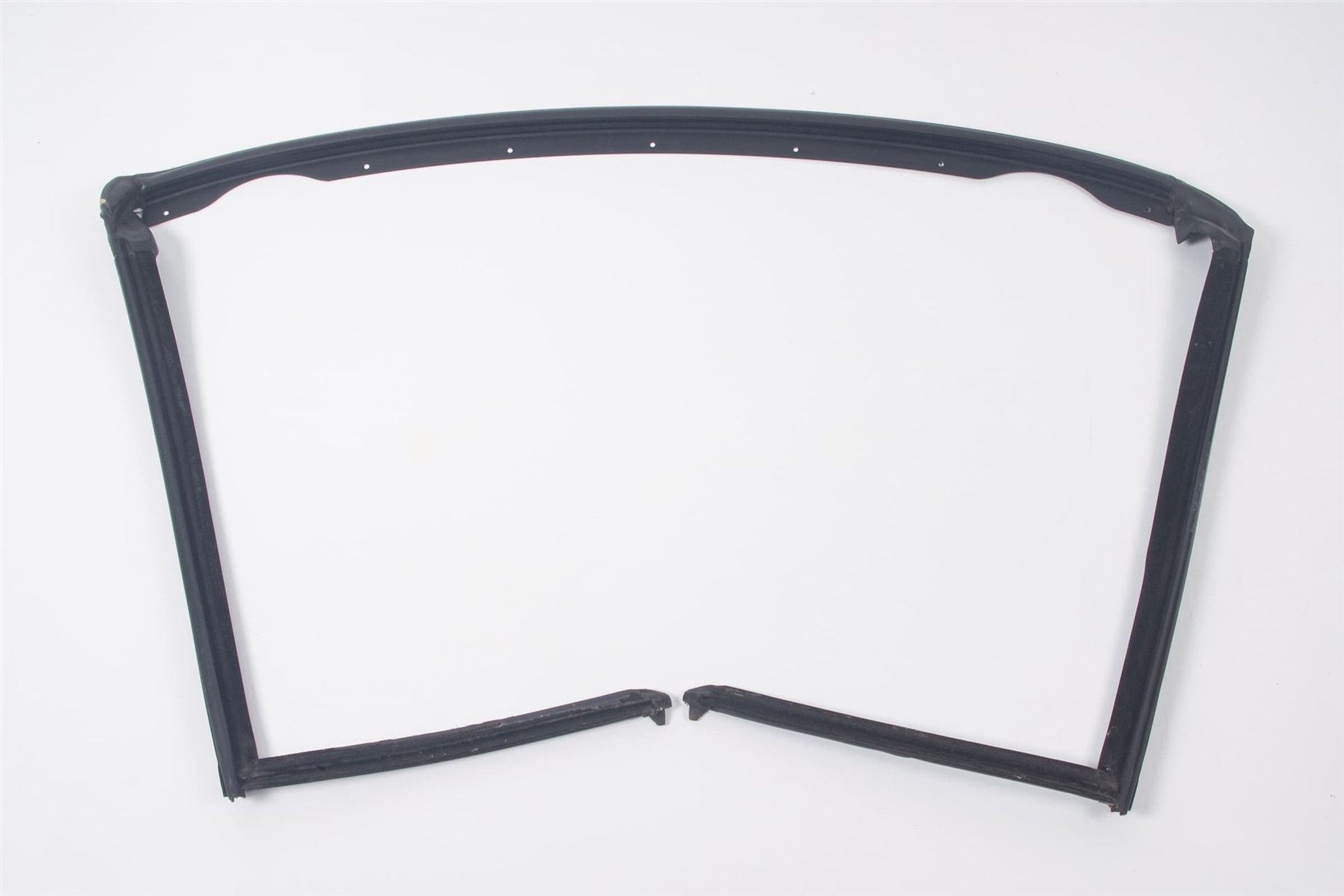 Mercedes 1297902198 Hardtop Main Seal (a) | R129 SL