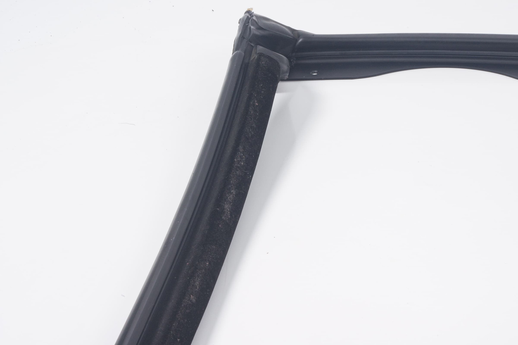 Mercedes 1297902198 Hardtop Seal | R129 SL