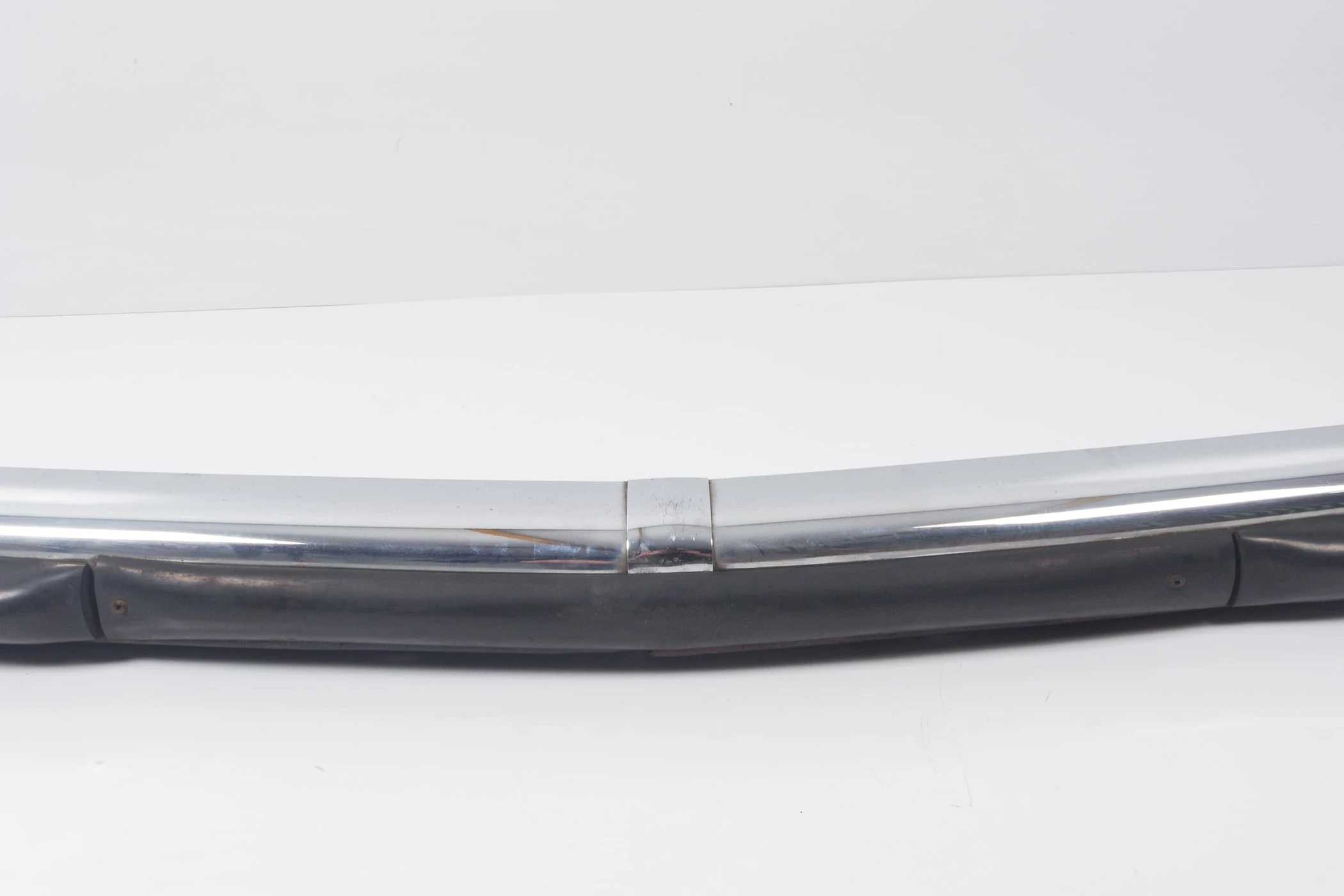 Mercedes 1078850501 Bumper - Front (a) | C107 R107 SL