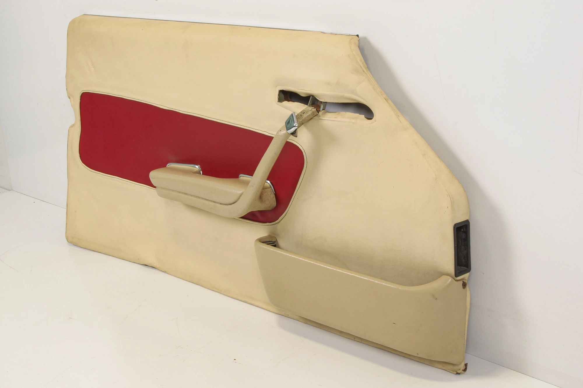 Mercedes 1077203970 Door Card - Front Left Cream | R107 SL