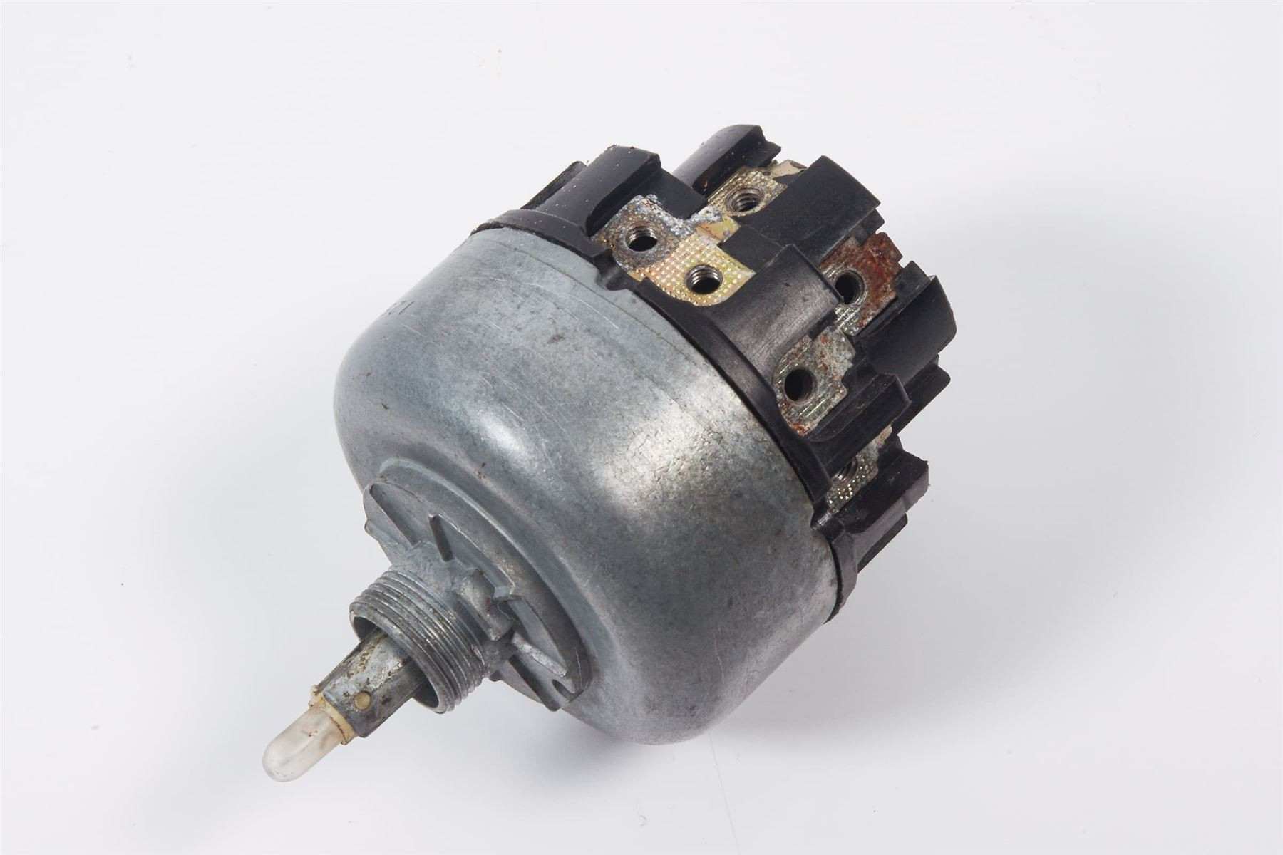 Mercedes 0005453704 Headlight Switch Arrow (a) | C107 R107 SL W108 W109 W116...