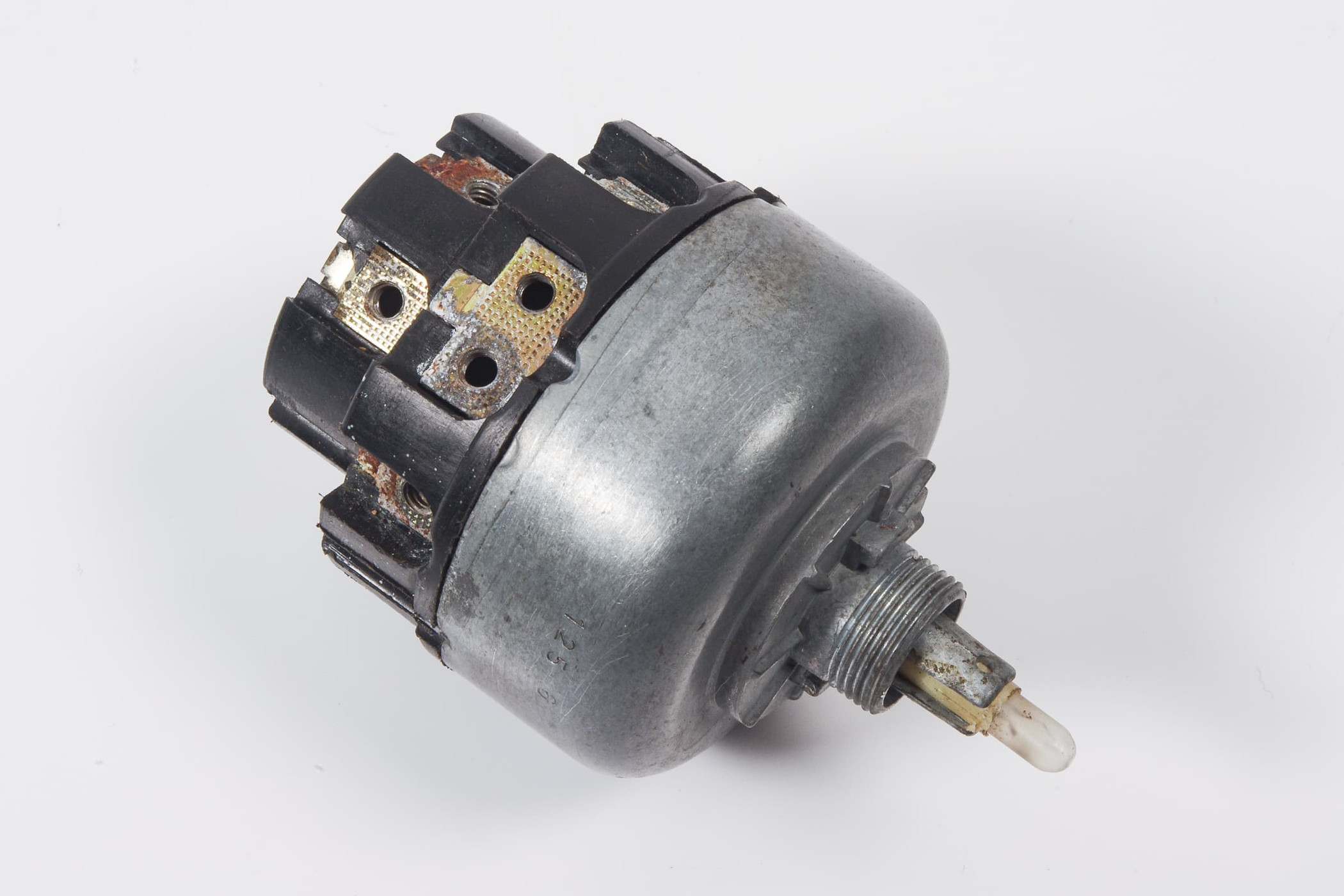 Mercedes 0005453704 Headlight Switch Arrow (a) | C107 R107 SL W108 W109 W116...