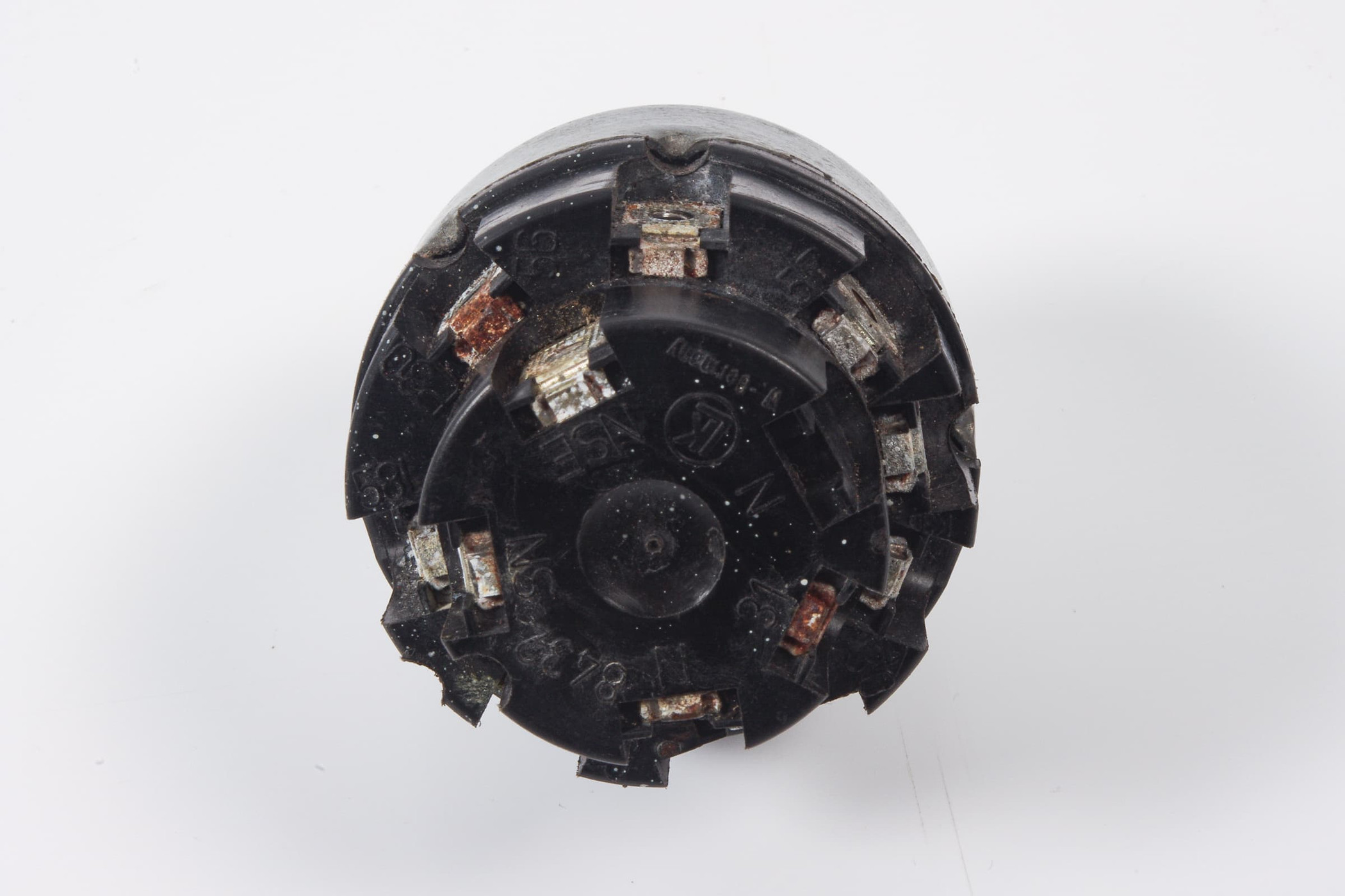 Mercedes 0005453704 Headlight Switch Arrow (a) | C107 R107 SL W108 W109 W116...