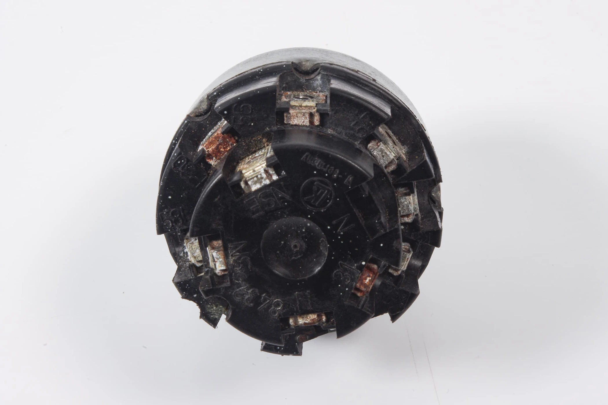 Mercedes 0005453704 Headlight Switch Arrow (a) | C107 R107 SL W108 W109 W116...