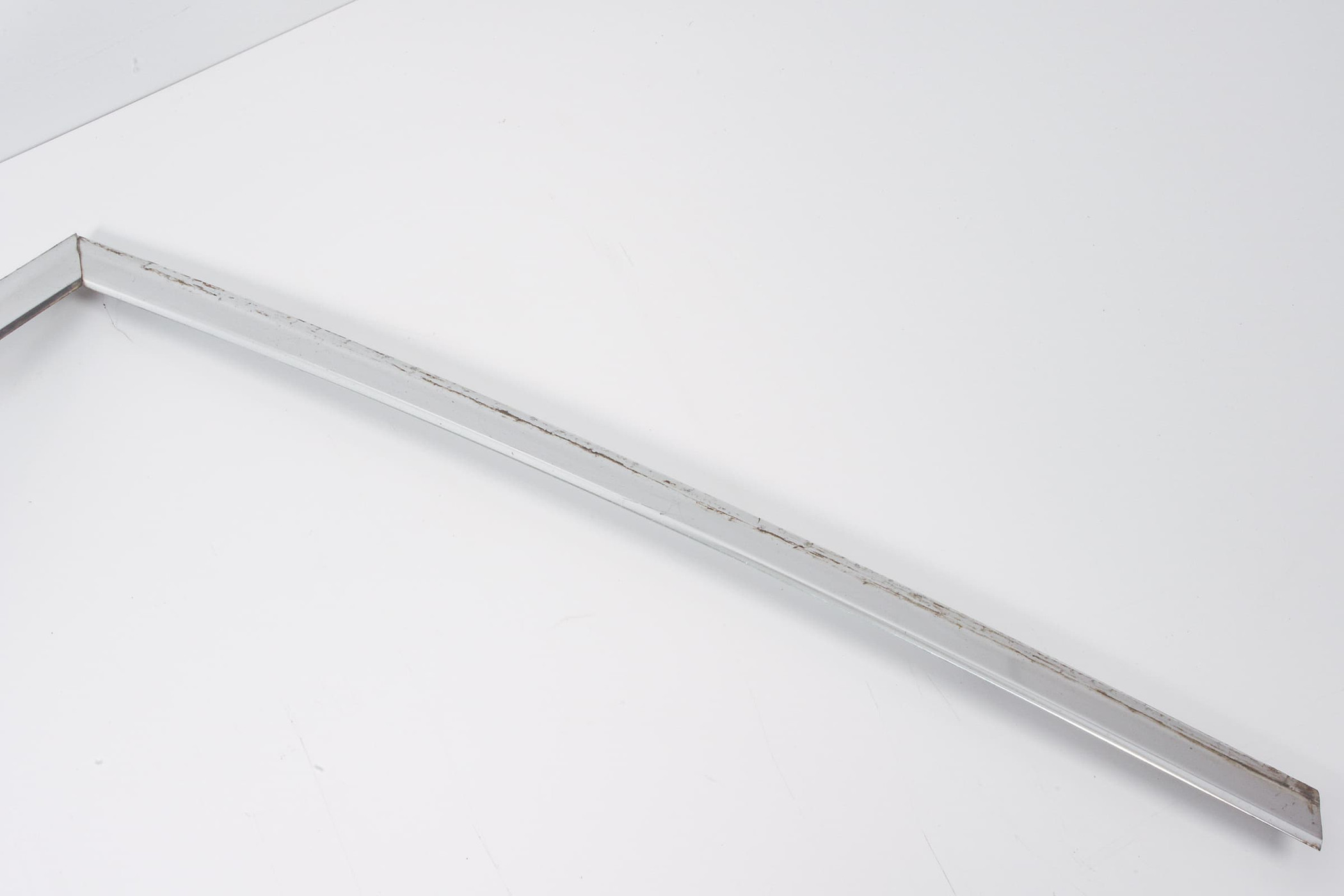Mercedes 1076714030 Windscreen Trim (a) | R107 SL
