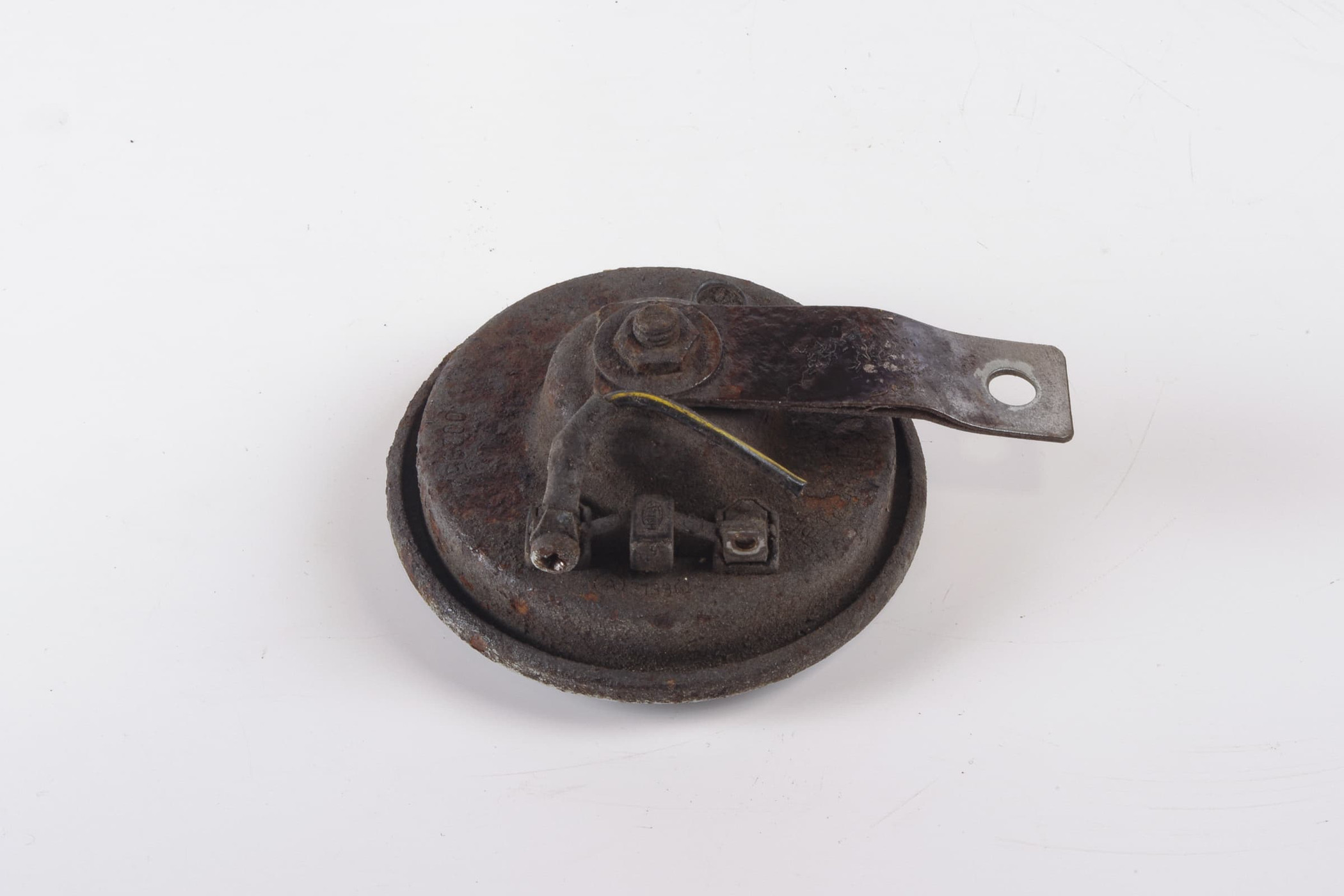 Mercedes 0035420720 Horn (a) | C107 R107 SL W108 W109 W111 W116 S W114 W115...