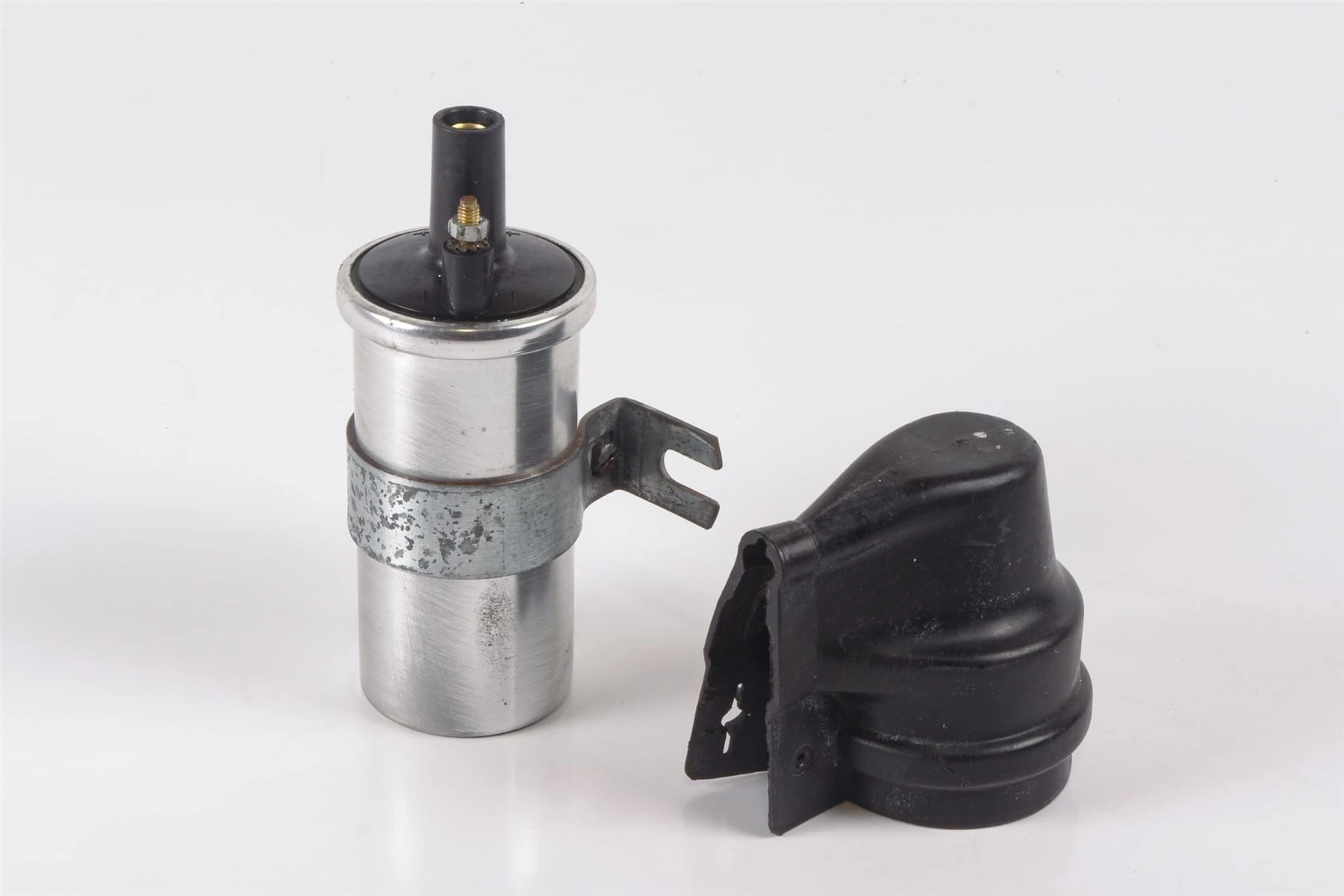 Mercedes 0001584003 Ignition Coil & Cap | C107 R107 SL W123 W124 E W126 S...
