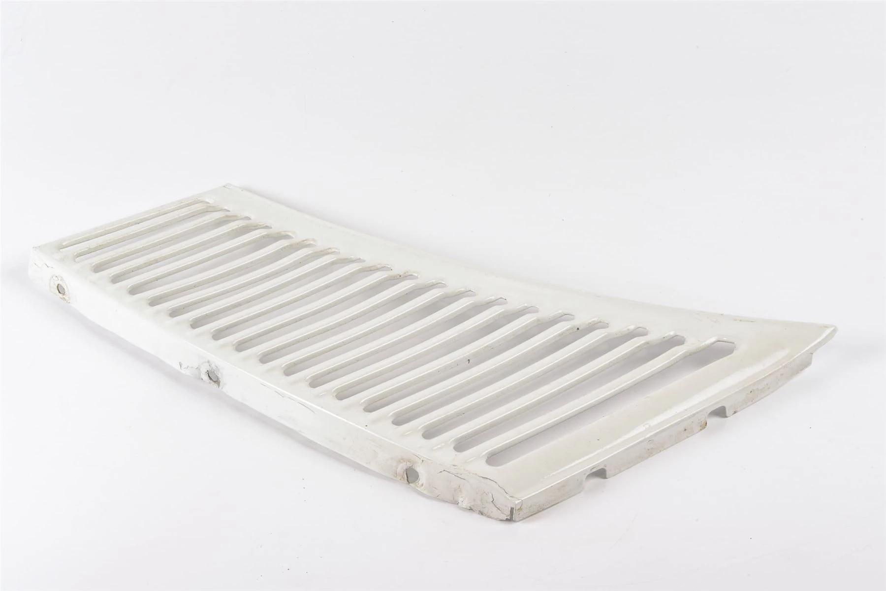 Mercedes 1078360165 Bonnet Grille - Left White | C107 R107 SL