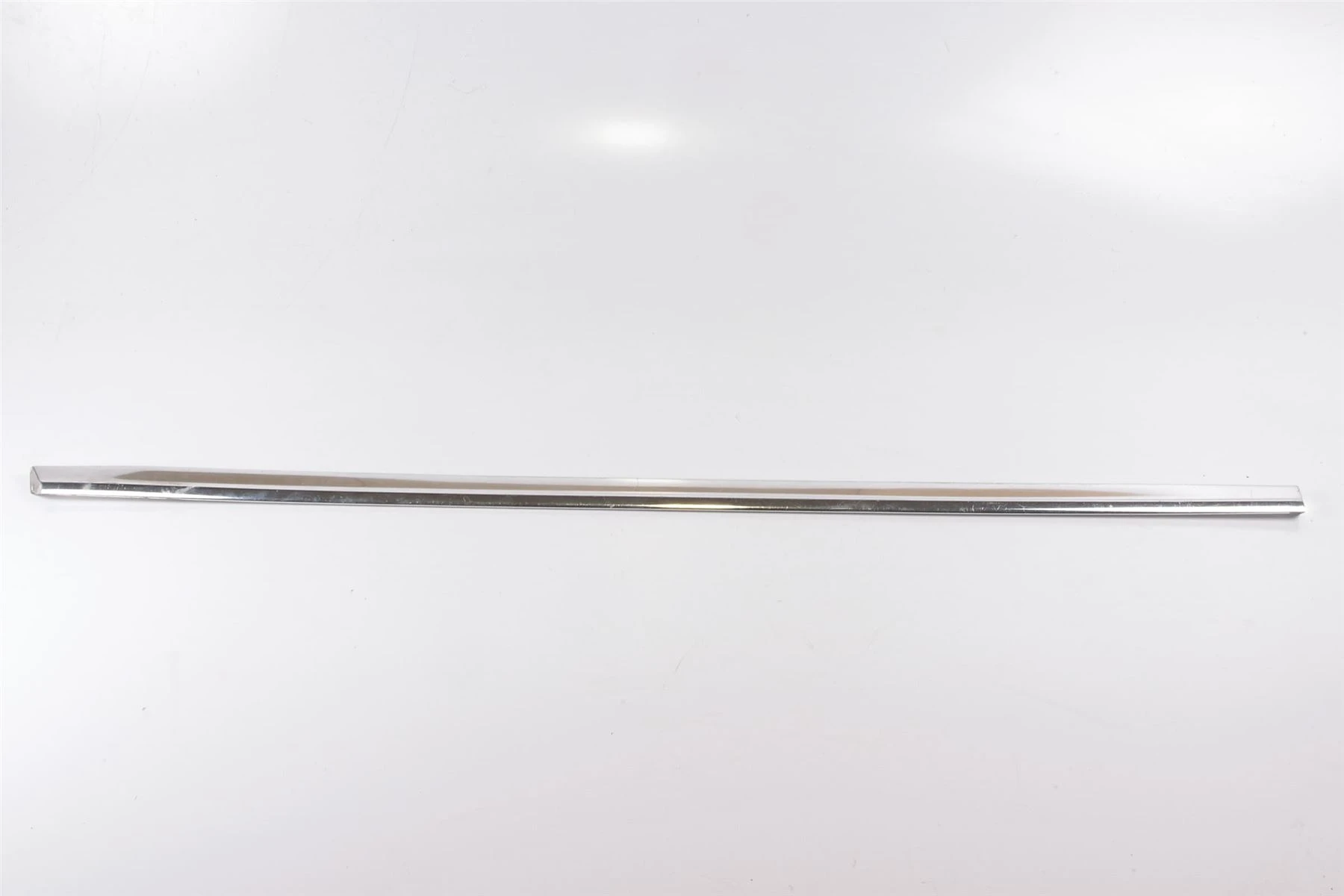 Mercedes 1077280230 Door Trim - Front Right | C107 R107 SL