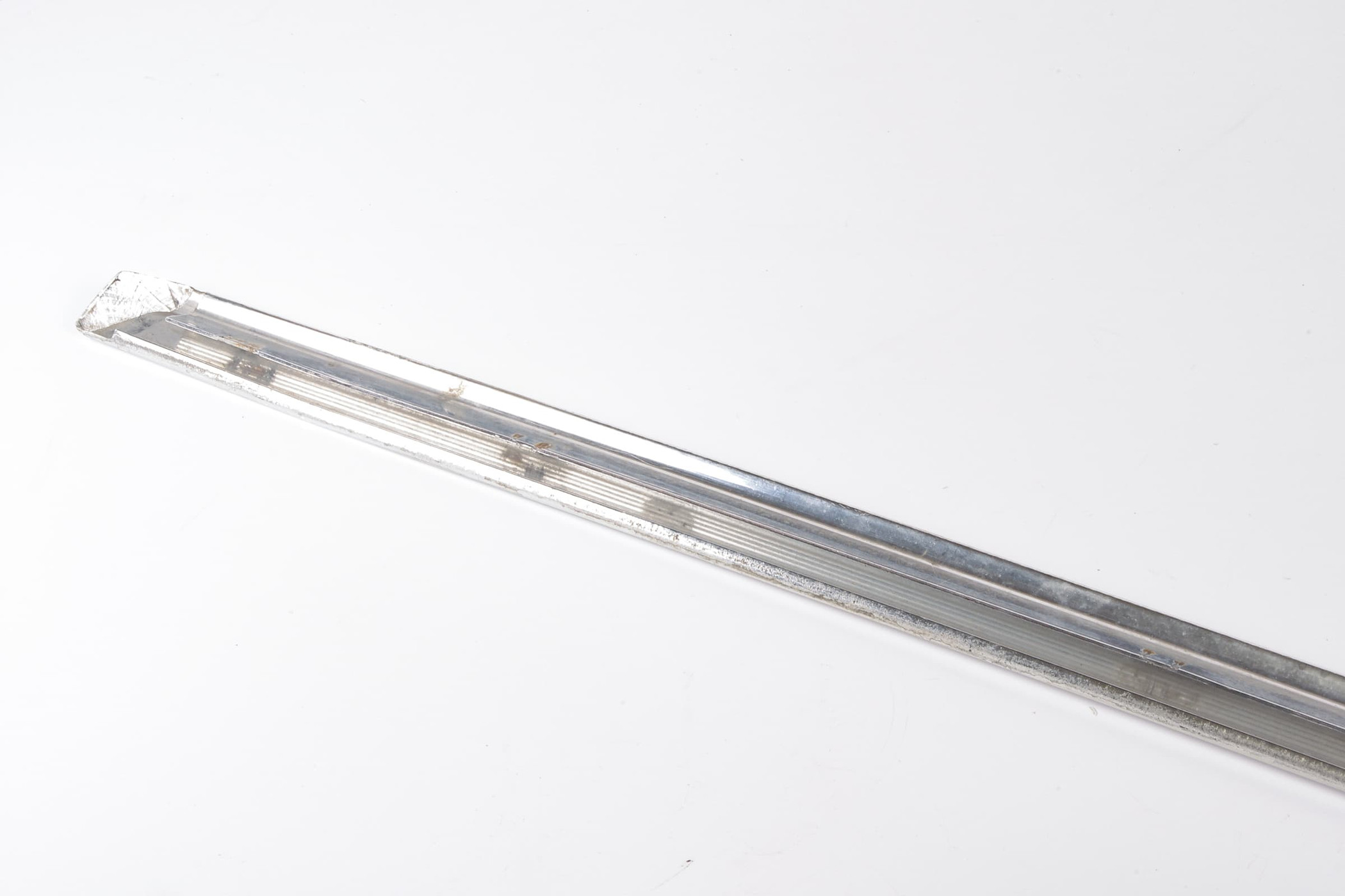 Mercedes 1077280230 Door Trim - Front Right | C107 R107 SL