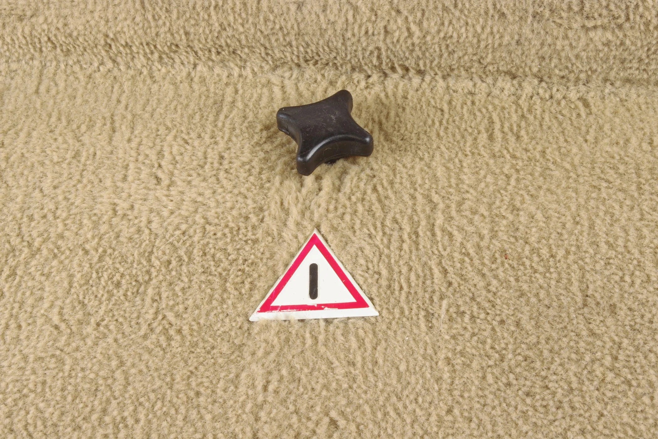 Mercedes 1076902230 Boot Carpet Panel Set - Beige | C107 R107 SL