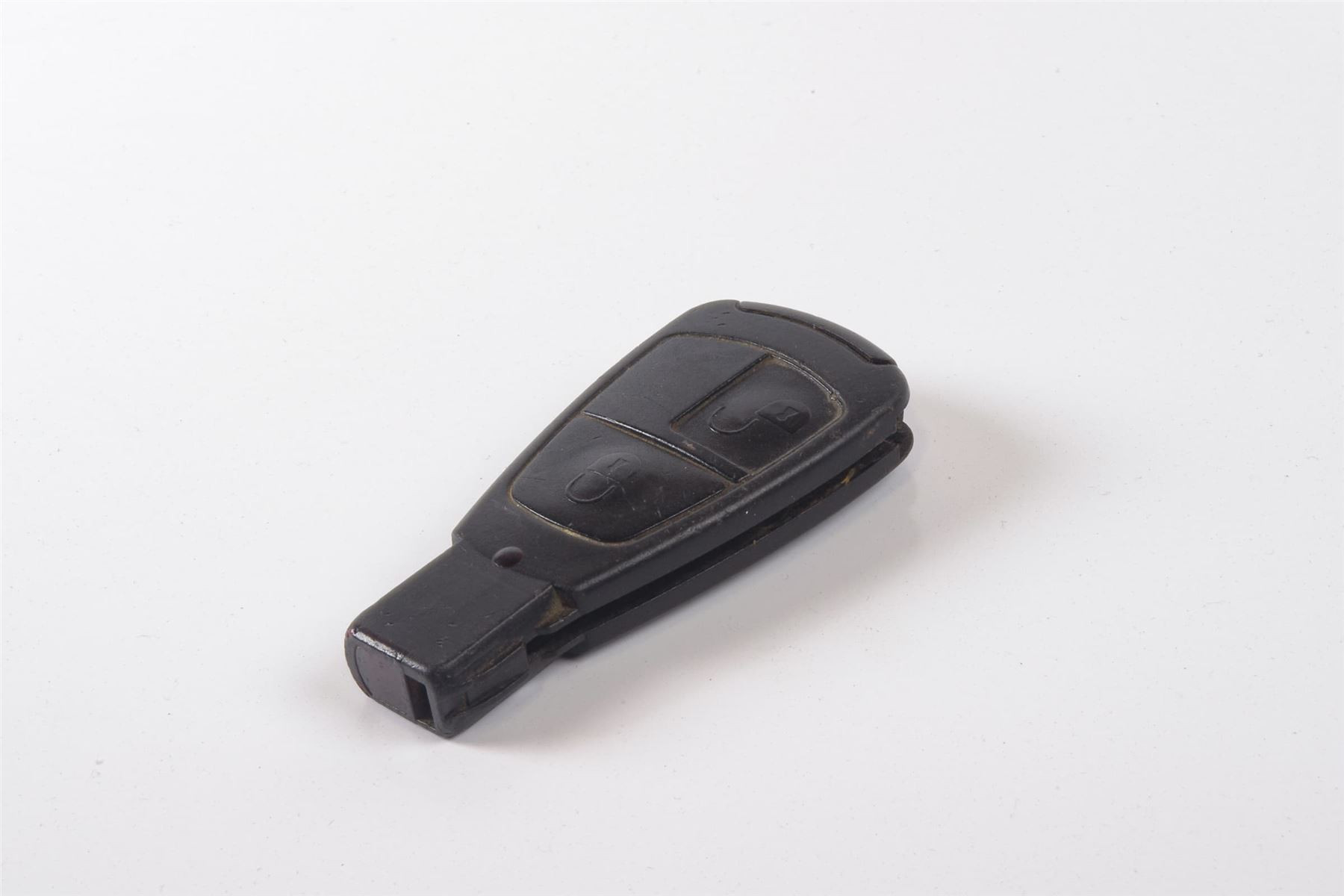 Mercedes 2087660506 Key Fob | W202 S202 C C208 A208 CLK W210 E W220 S
