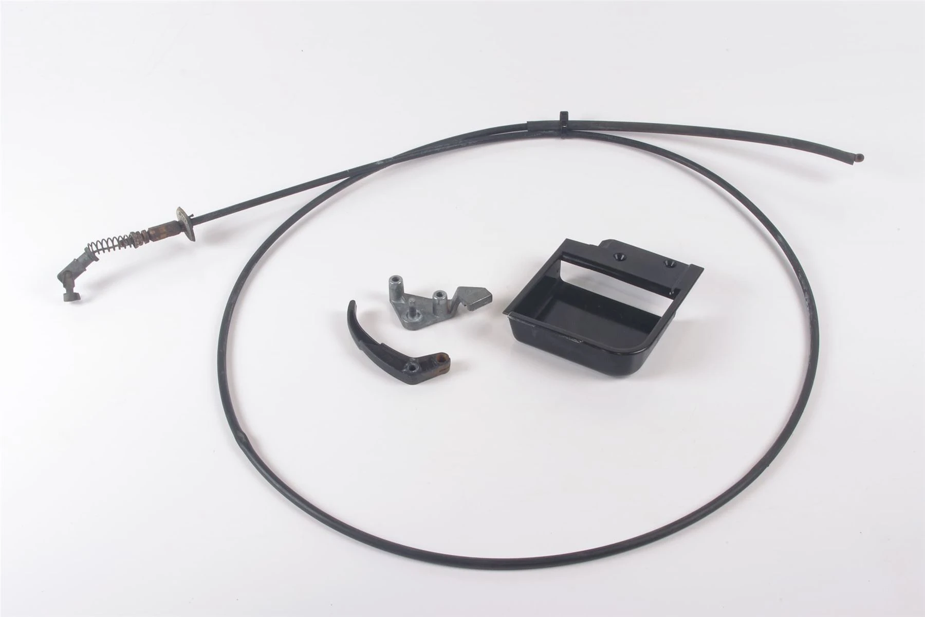 Mercedes 1078800359 Bonnet Release Cable | C107 R107 SL