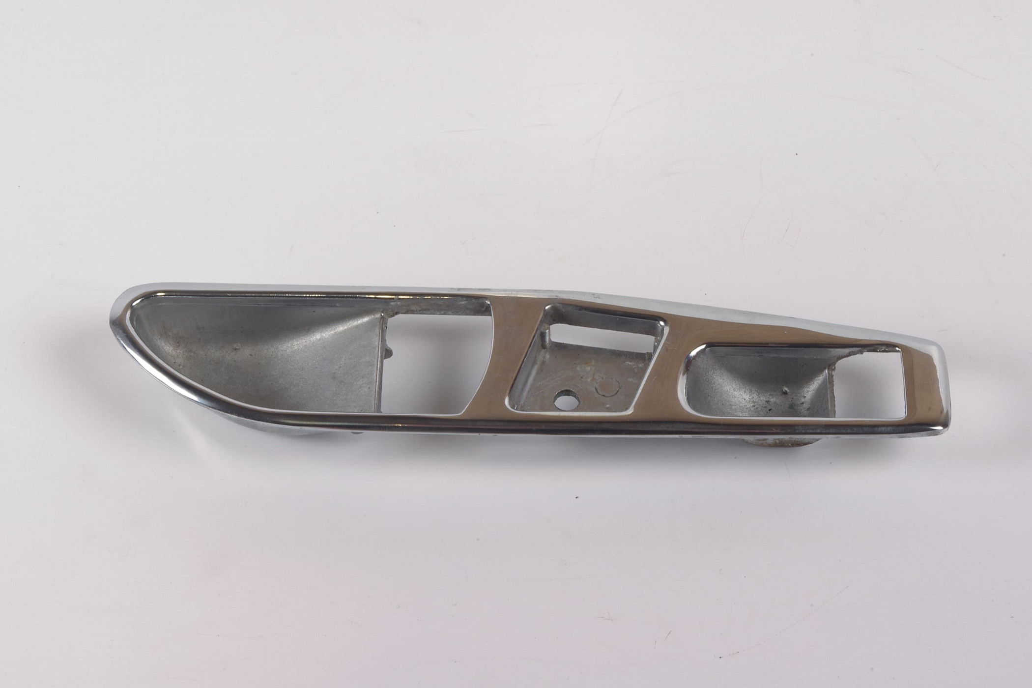Mercedes 1077660511 Interior Door Handle Trim - Left | C107 R107 R129 SL