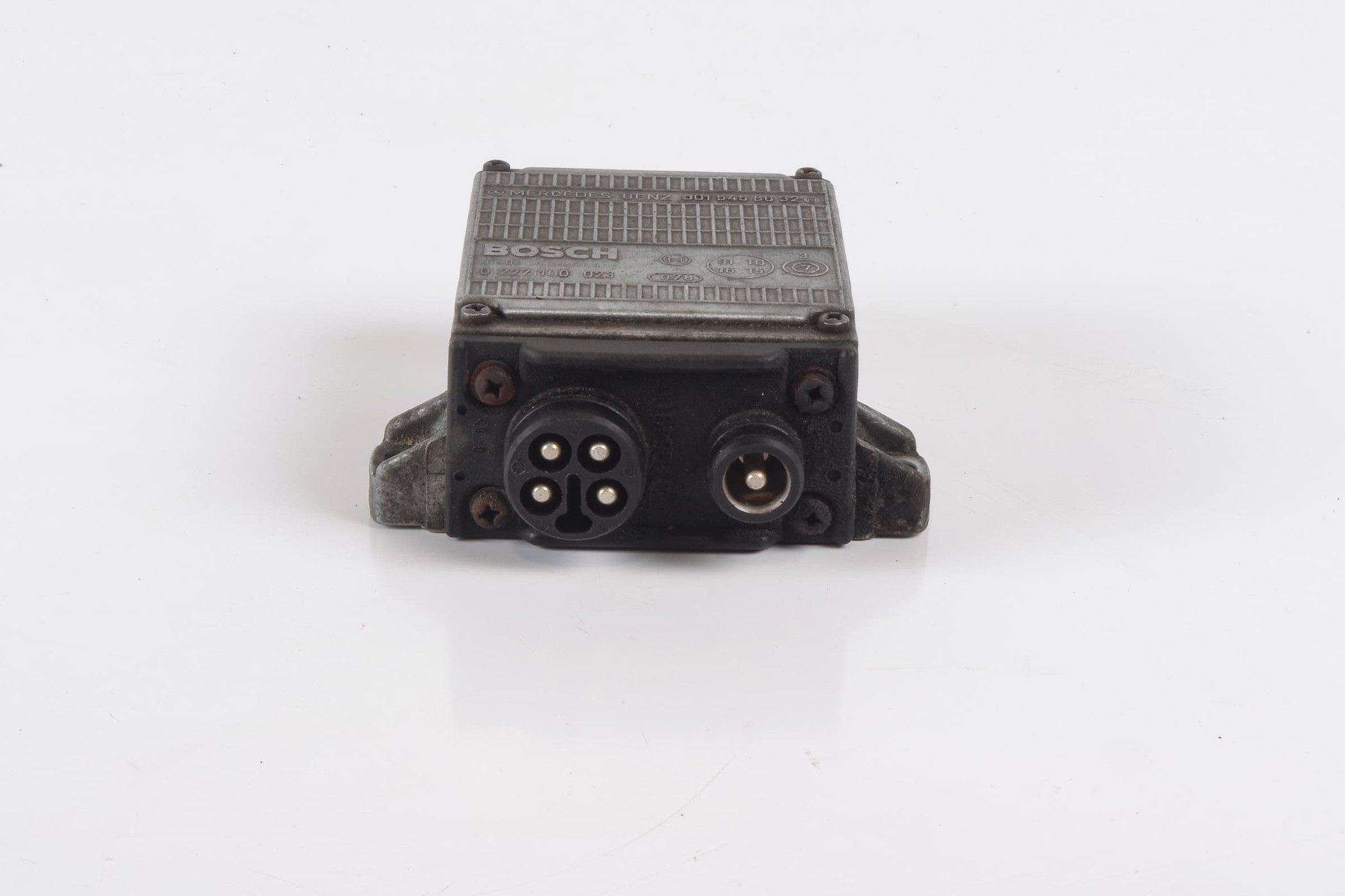 Mercedes 0015458632 Ignition Control Module | C107 R107 SL W123 E W126 S W460...
