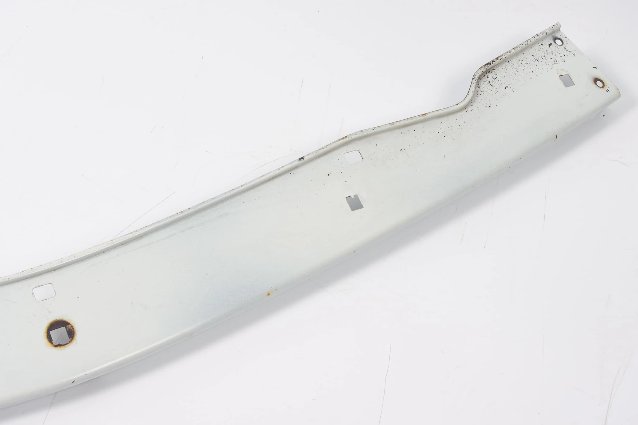 Mercedes 1078810163 Bumper Centre Valance - White | C107 R107 SL