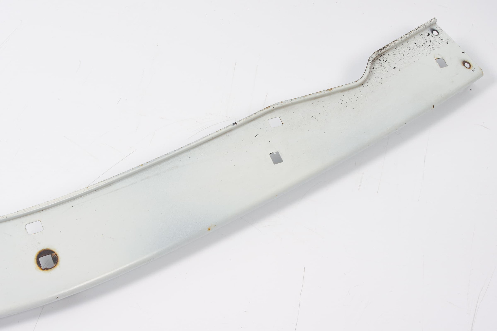 Mercedes 1078810163 Bumper Centre Valance - White | C107 R107 SL