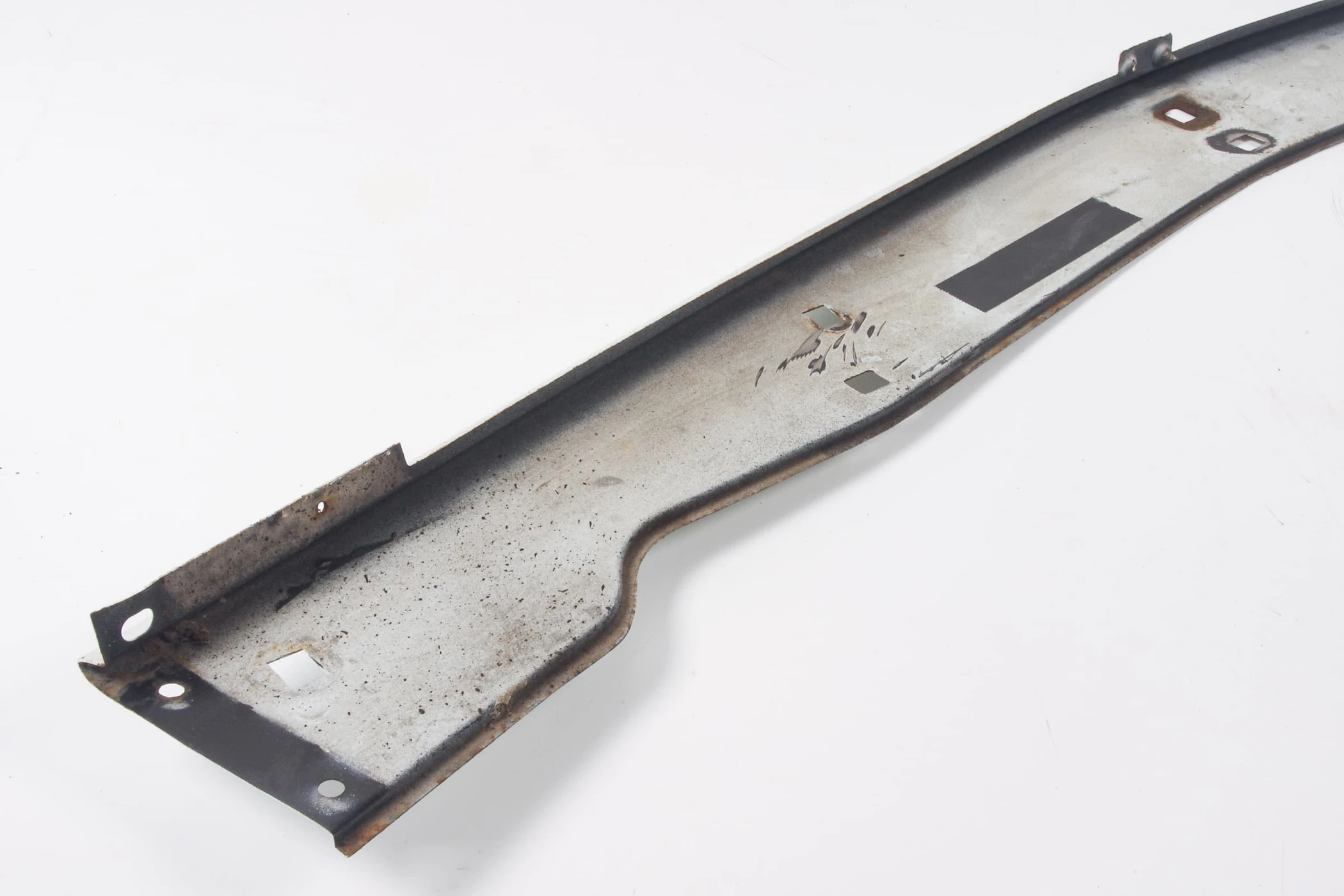 Mercedes 1078810163 Bumper Centre Valance - White | C107 R107 SL