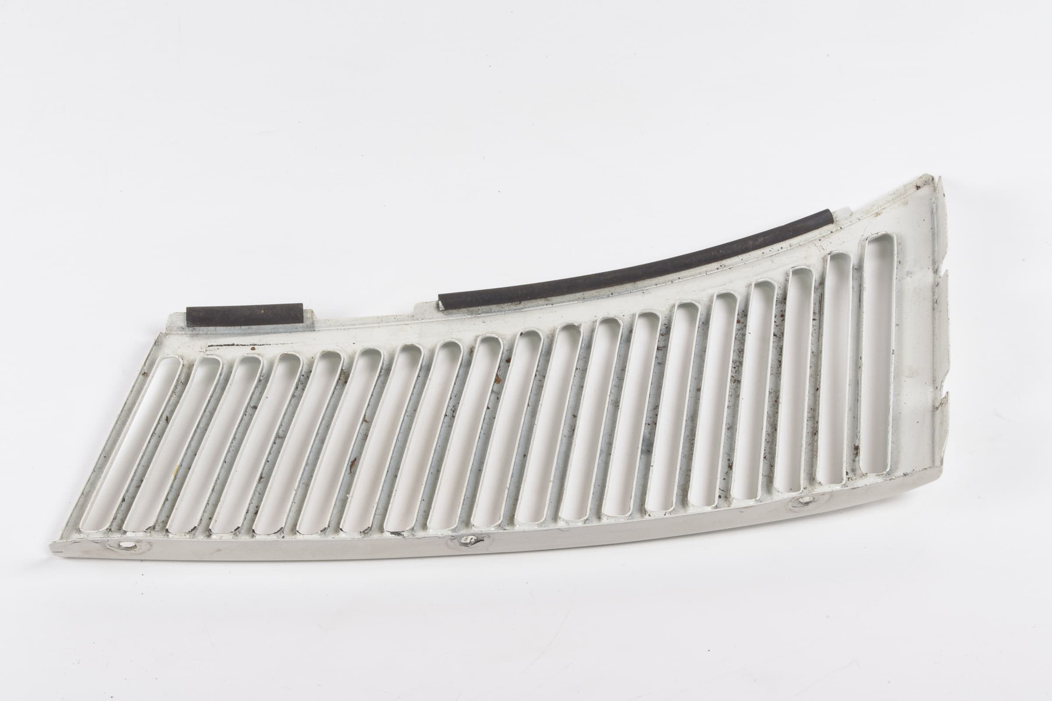 Mercedes 1078360265 Bonnet Grille - Right White | C107 R107 SL