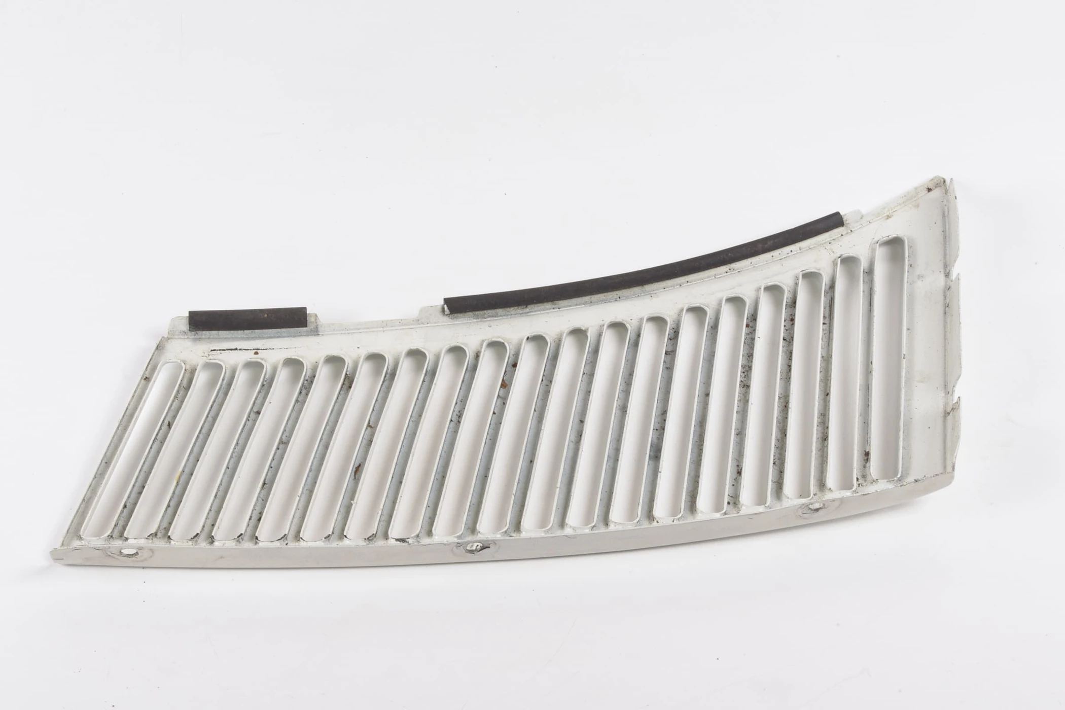 Mercedes 1078360265 Bonnet Grille - Right White | C107 R107 SL