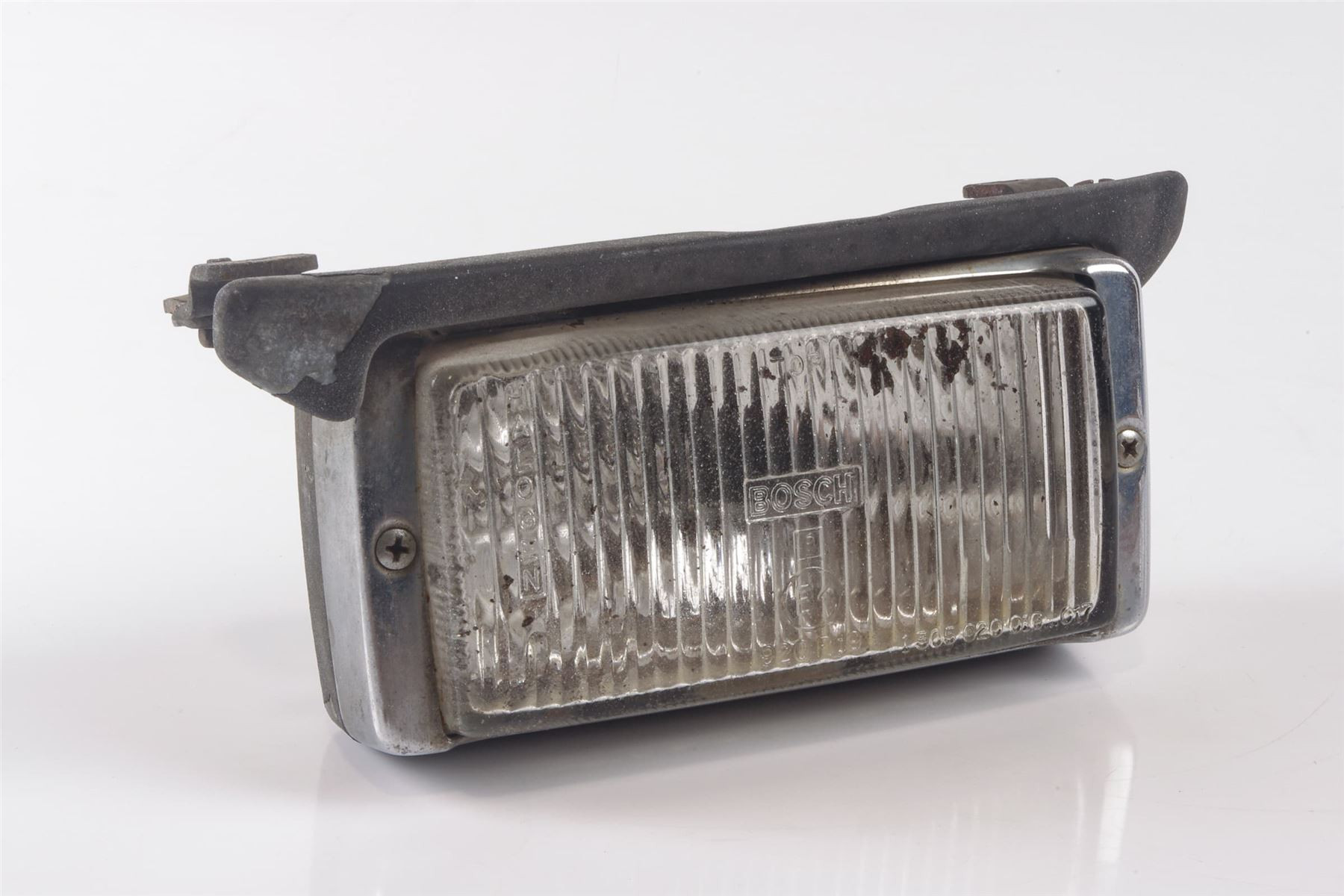 Mercedes 0008204556 Fog Light - Left | C107 R107 SL