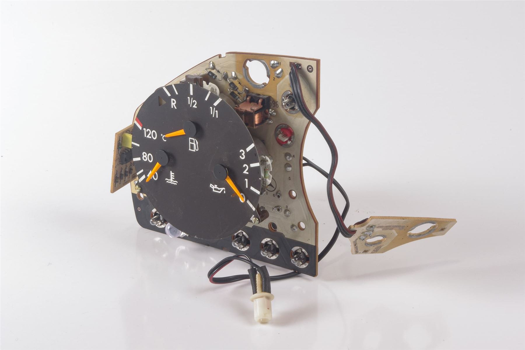 Mercedes 1245424701 Fuel Gauge | W124 C124 A124 S124 E