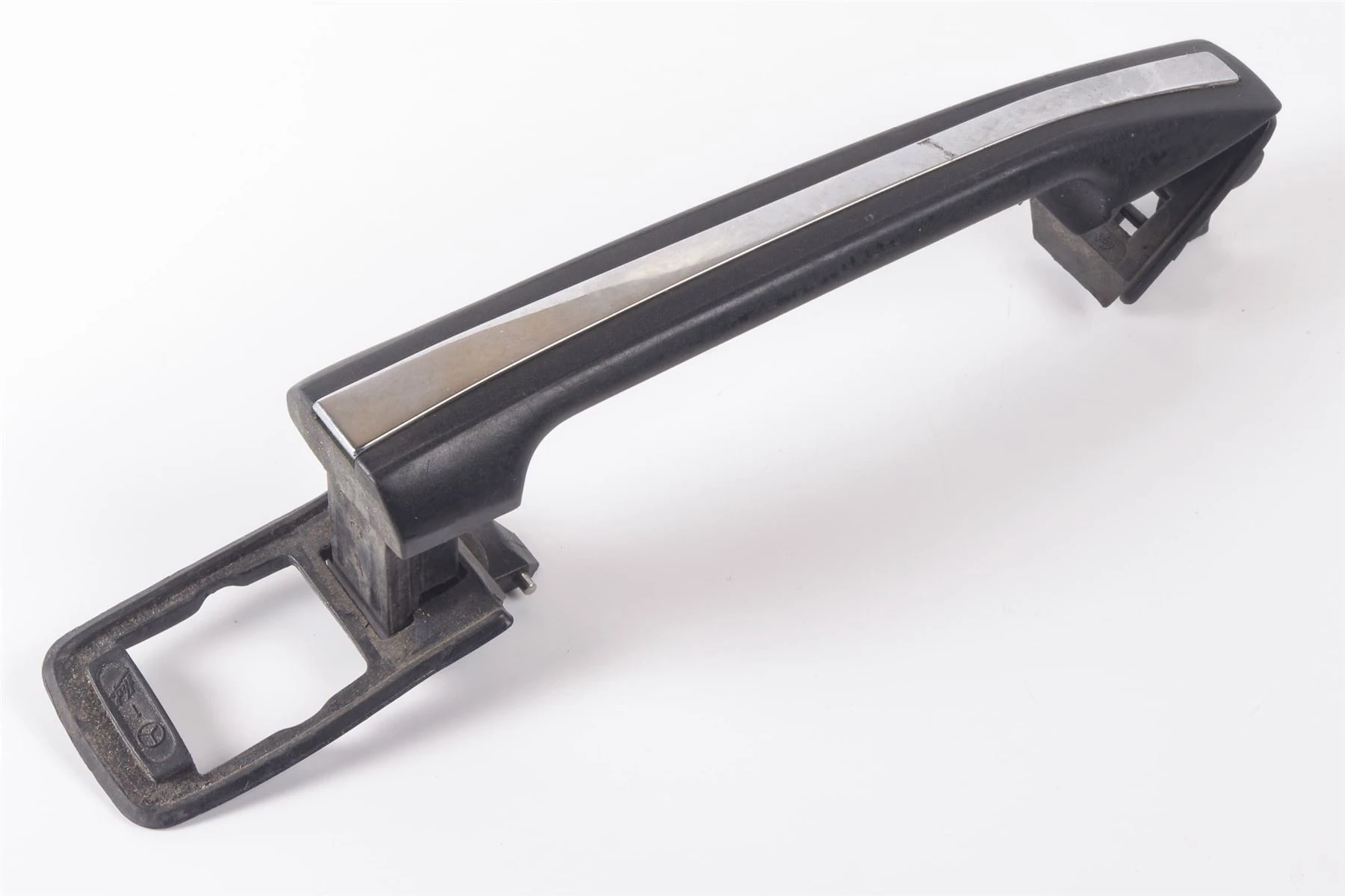 Mercedes 1247600770 Exterior Door Handle - Left | C124 A124 E