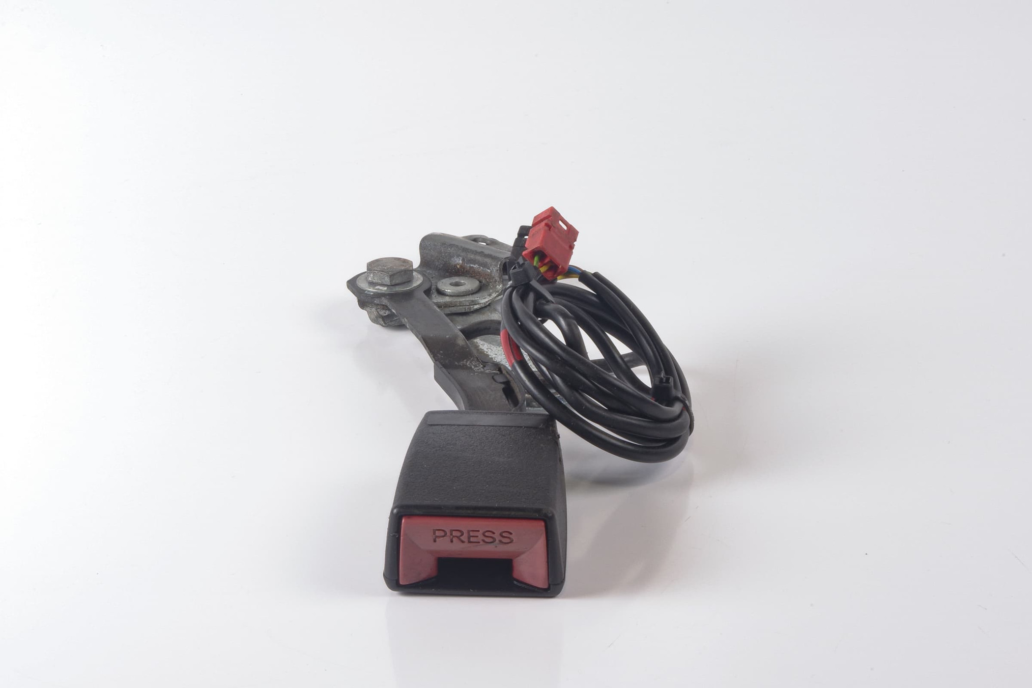 Mercedes 1248606669 Seat Belt Buckle - Front Right | W124 E W201 C