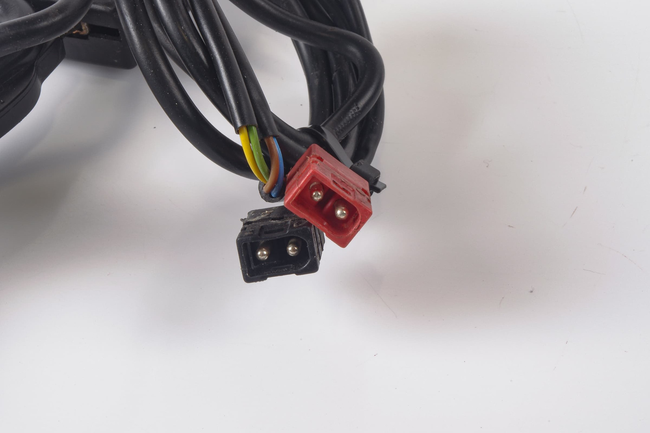 Mercedes 1248606669 Seat Belt Buckle - Front Right | W124 E W201 C