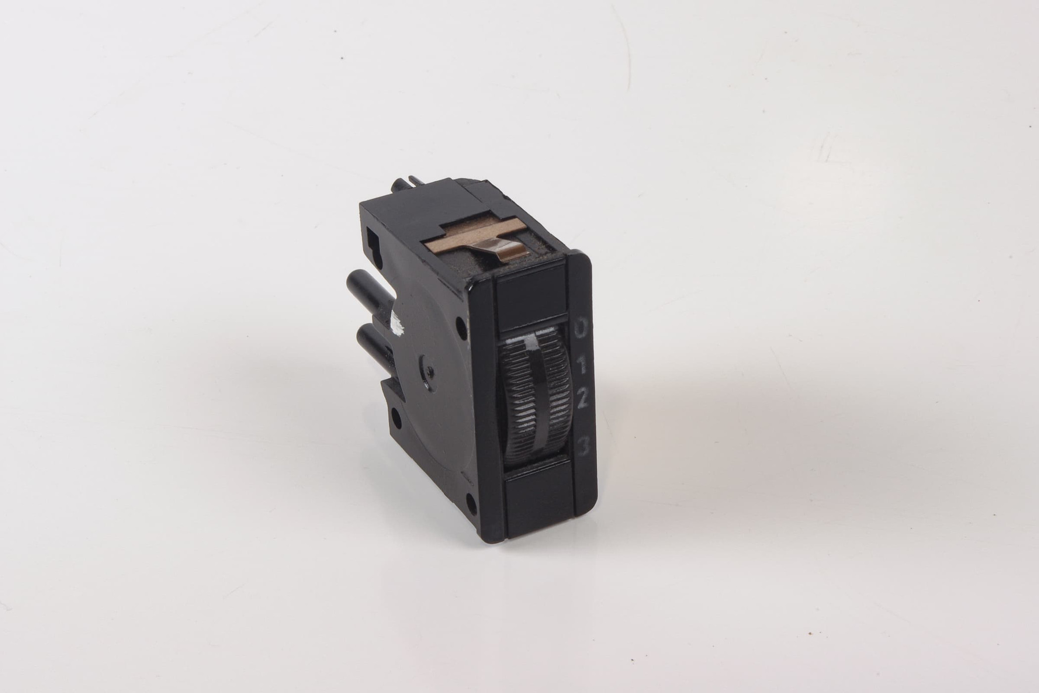 Mercedes 0008000473 Headlight Level Adjust Switch | W100 W108 W109 W111 W116...