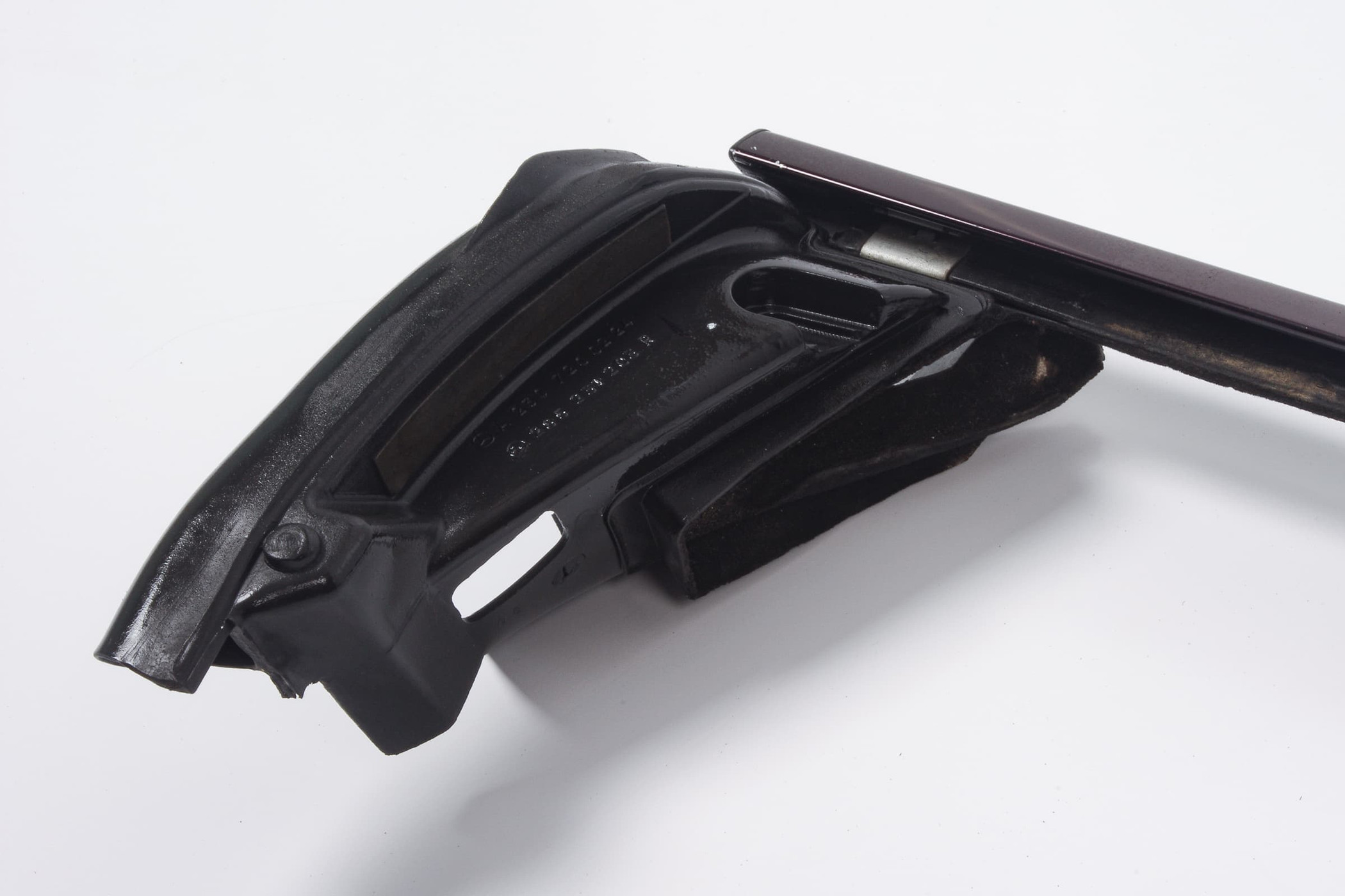 Mercedes 2306900280 Window Seal Rail | R230 SL