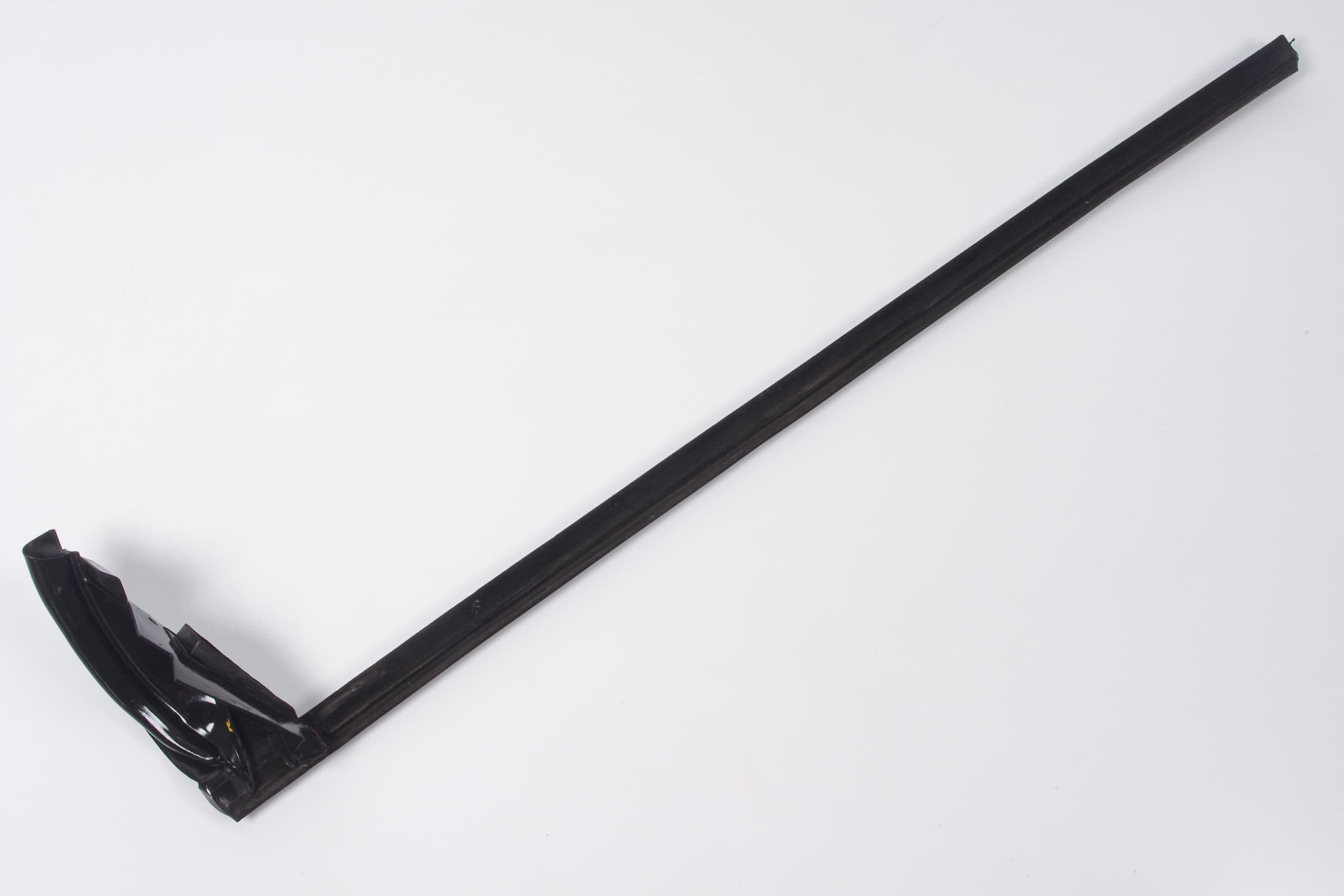 Mercedes 2306900280 Window Seal Rail | R230 SL