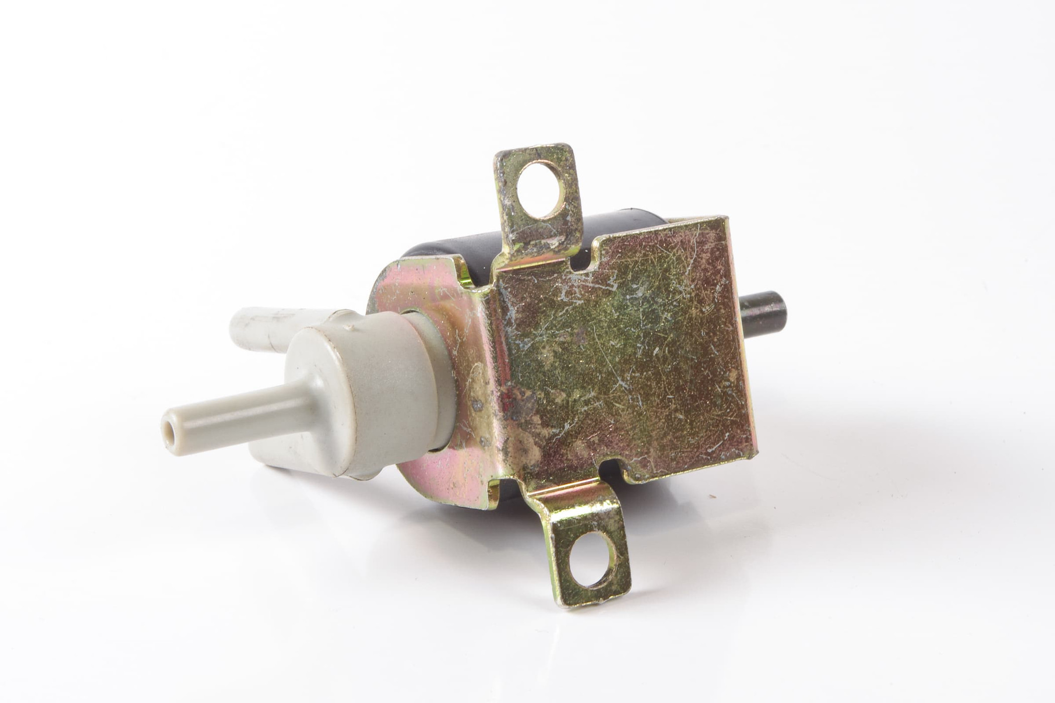 Mercedes 0008001178 Heater Valve | S124 W124 V124 C124 A124 E